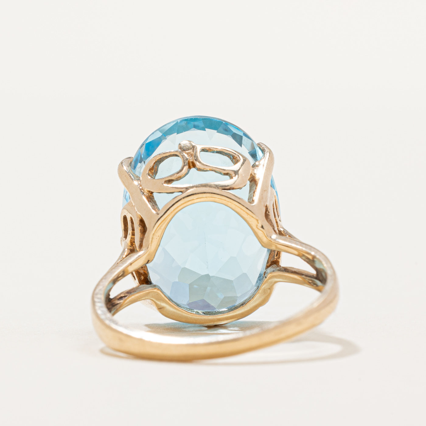 Bague cocktail en topaze bleue | 16,00 ct | Taille 7 |