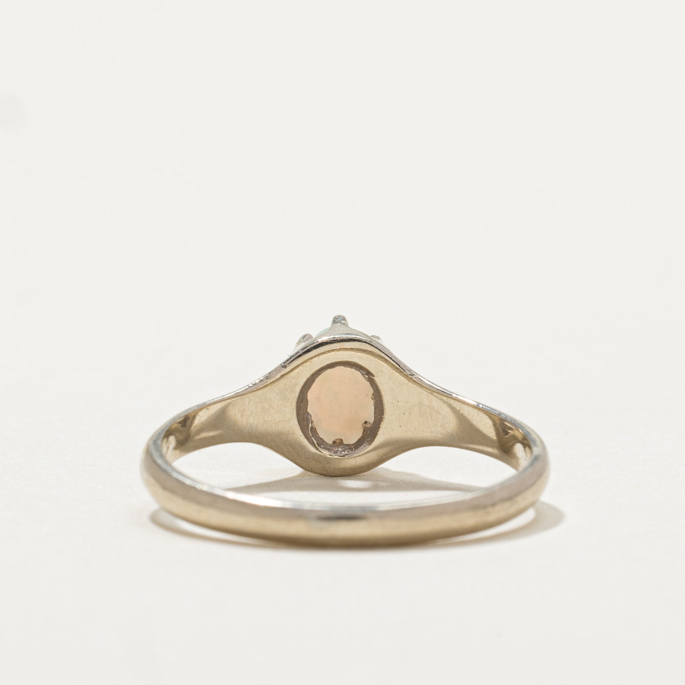 14k White Gold Belcher Set Opal Ring | 0.22ct | SZ 6.75 |