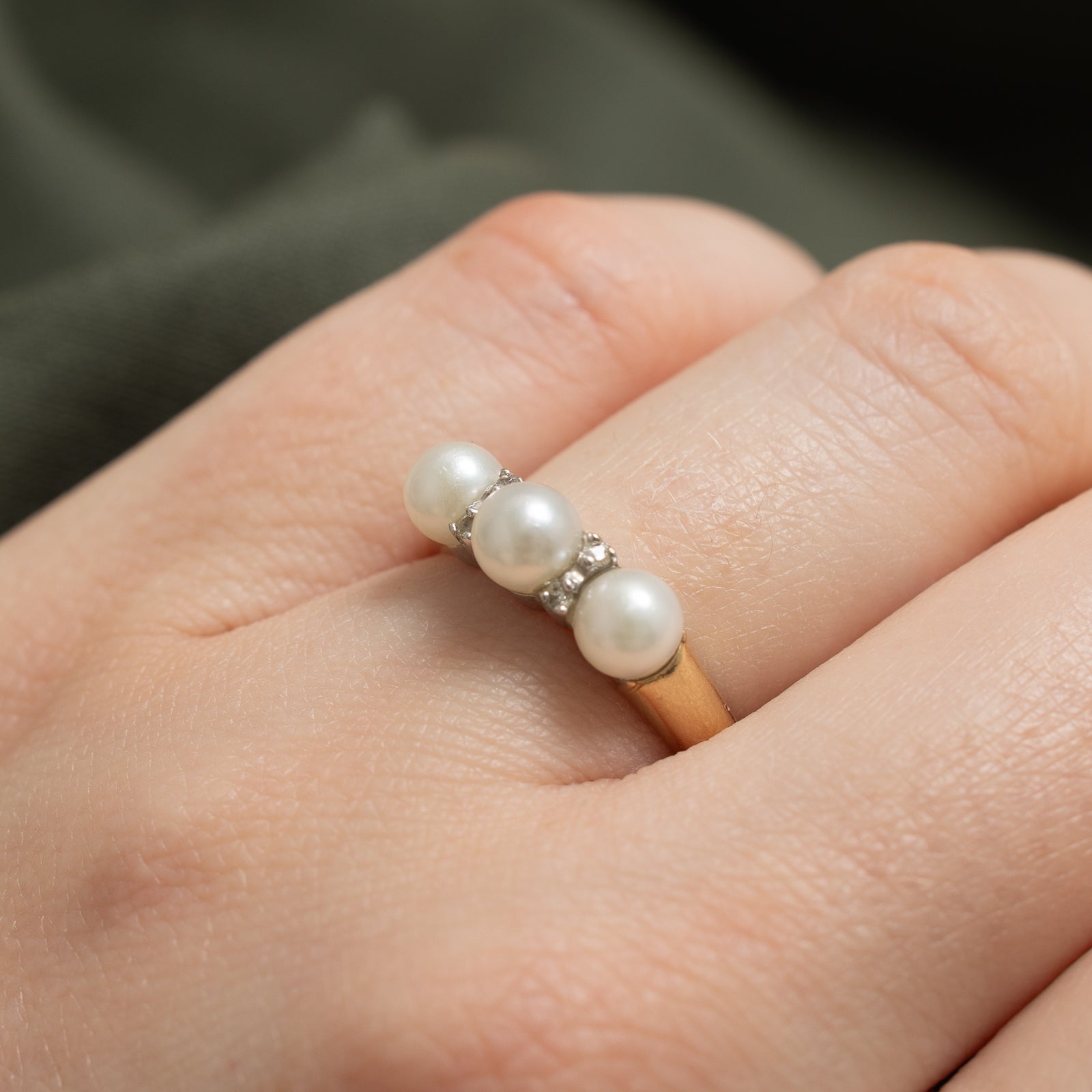 Three Stone Pearl & Diamond Ring | 0.04ctw | SZ 6.75 |