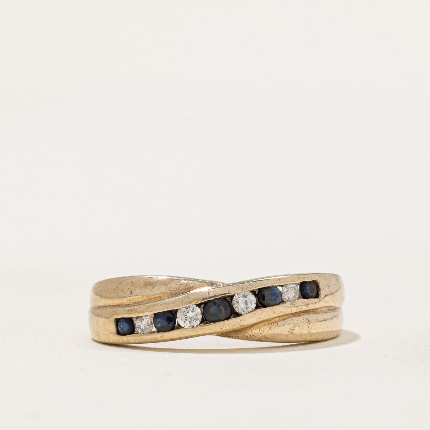 Bague croisée saphir et diamants | 0,16 ct, 0,10 ct | Taille 6 |