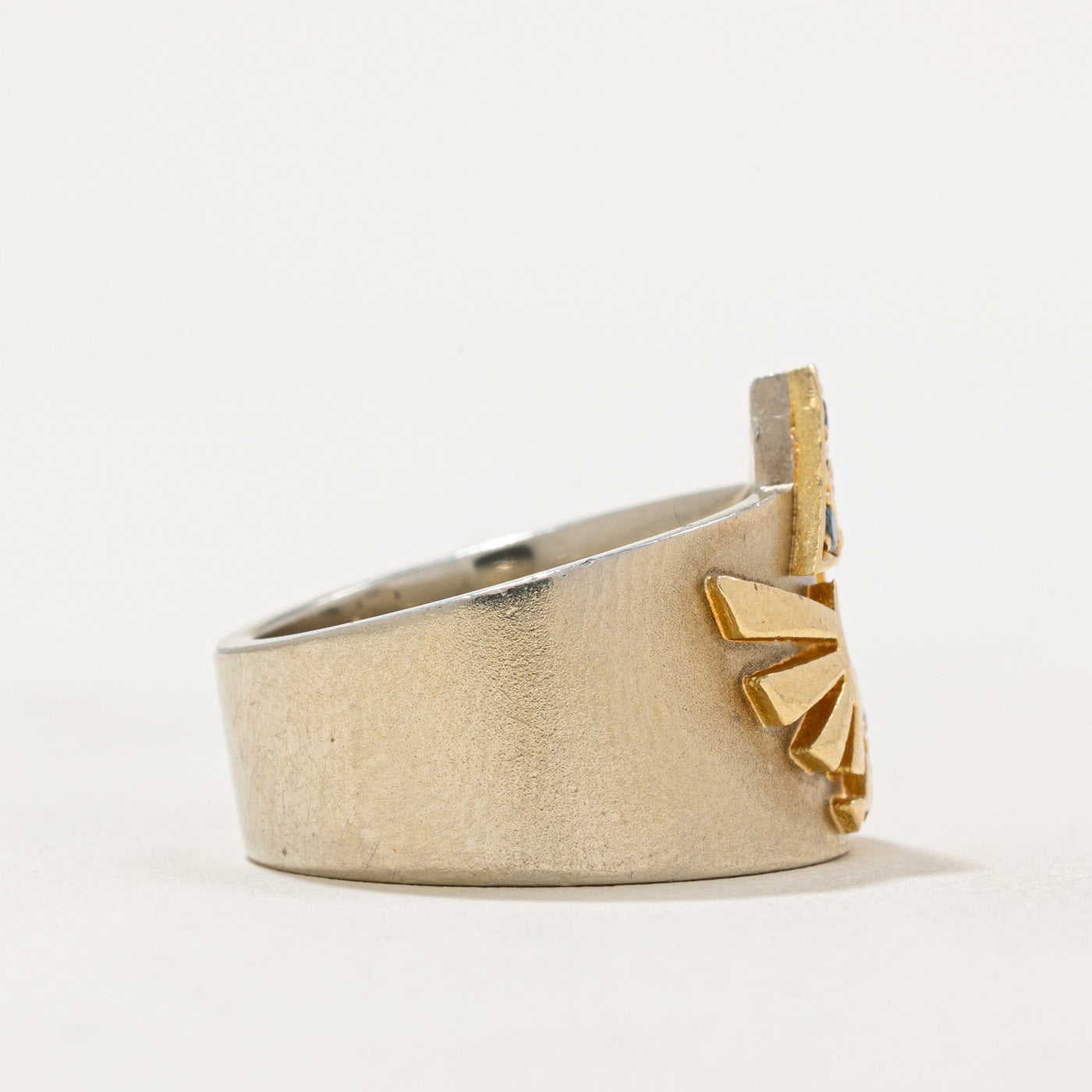 Multi Coloured Diamond Legend of Zelda Ring | 0.17ctw | SZ 7 |