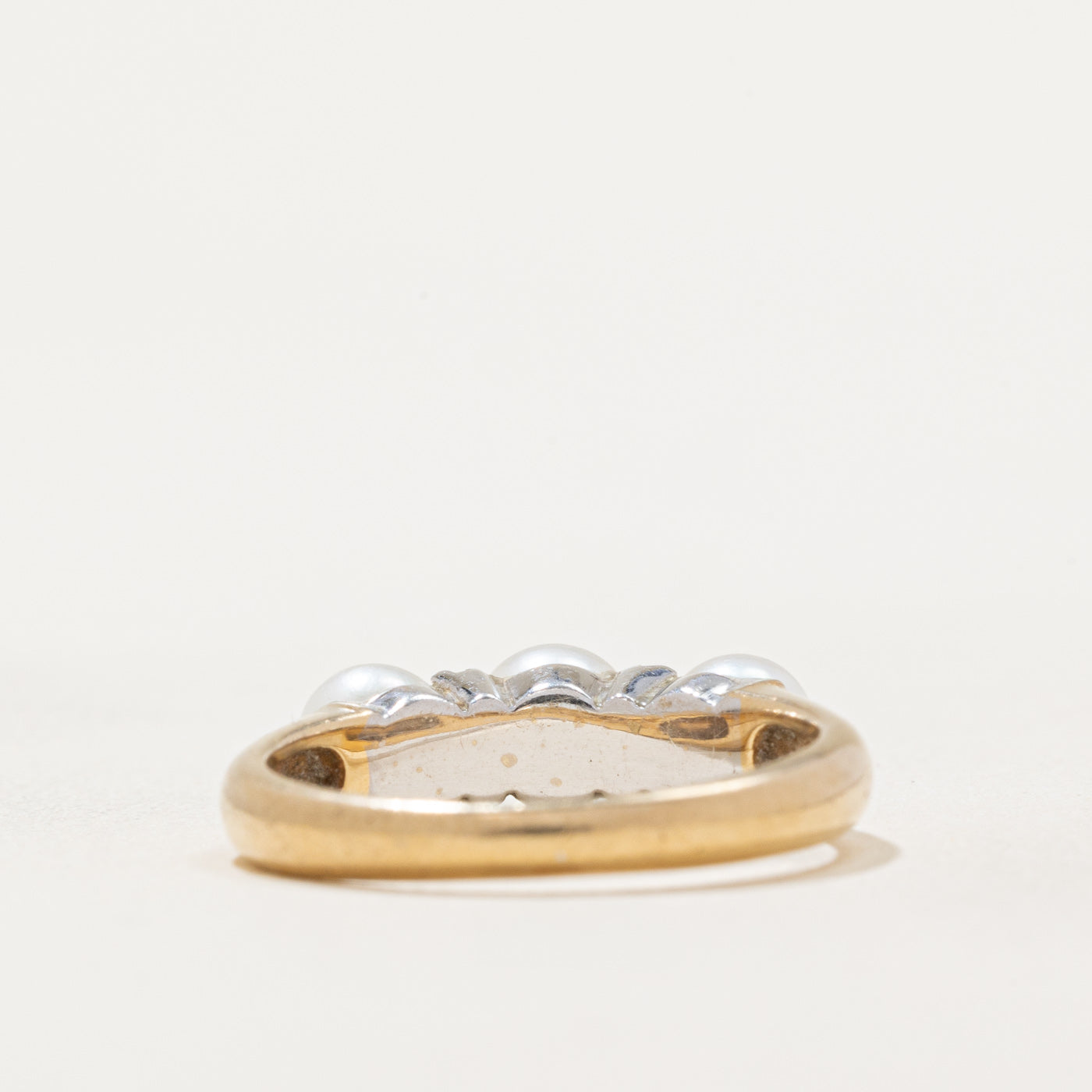Three Stone Pearl & Diamond Ring | 0.04ctw | SZ 6.75 |
