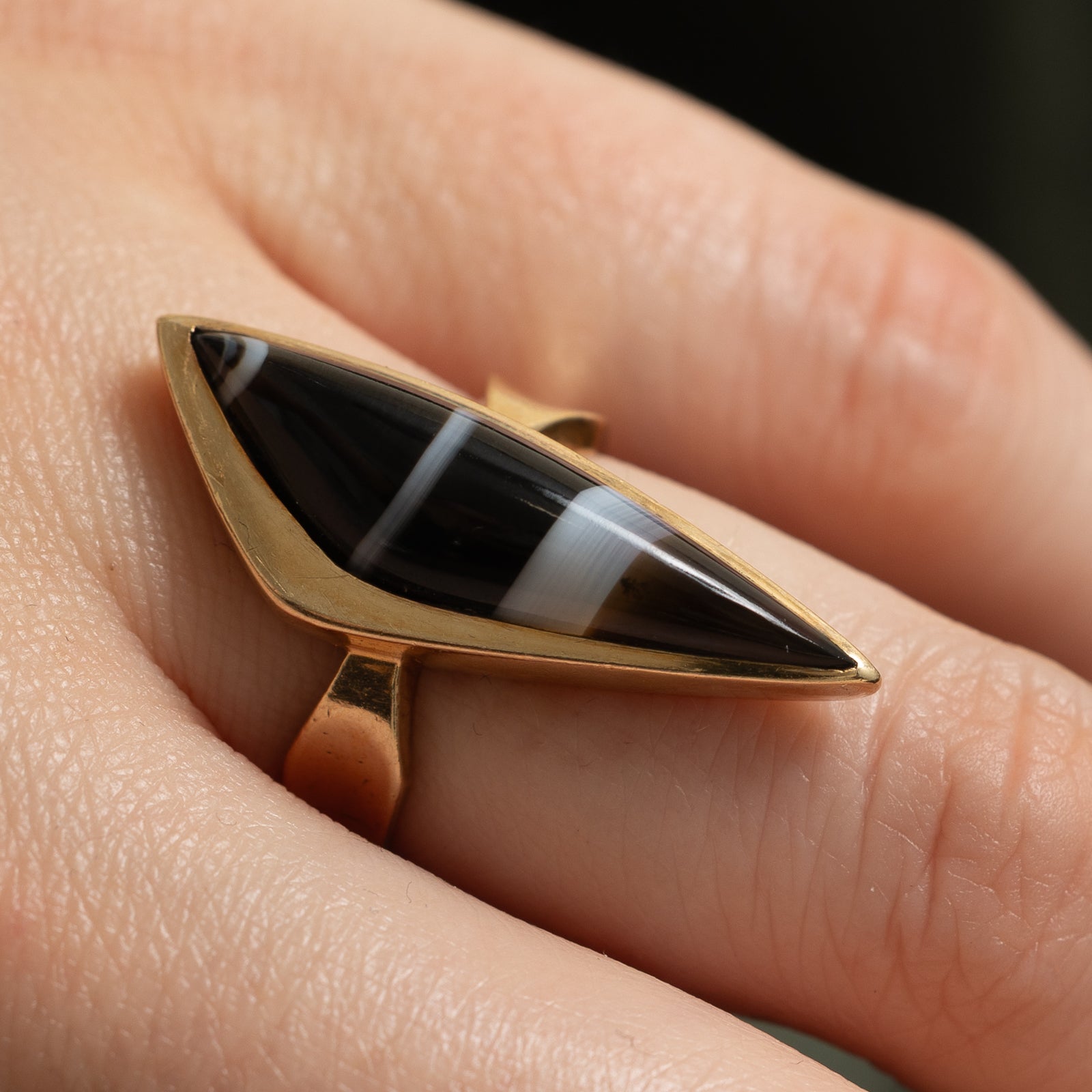 Asymmetrical Banded Agate Ring | 6.00ct | SZ 6.5