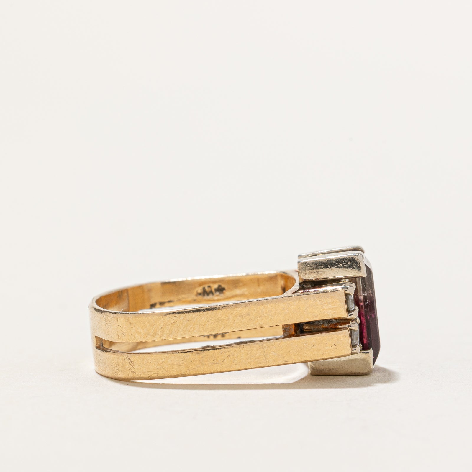 Tourmaline & Diamond Ring | 2.00ct, 0.18ctw | SZ 4.75
