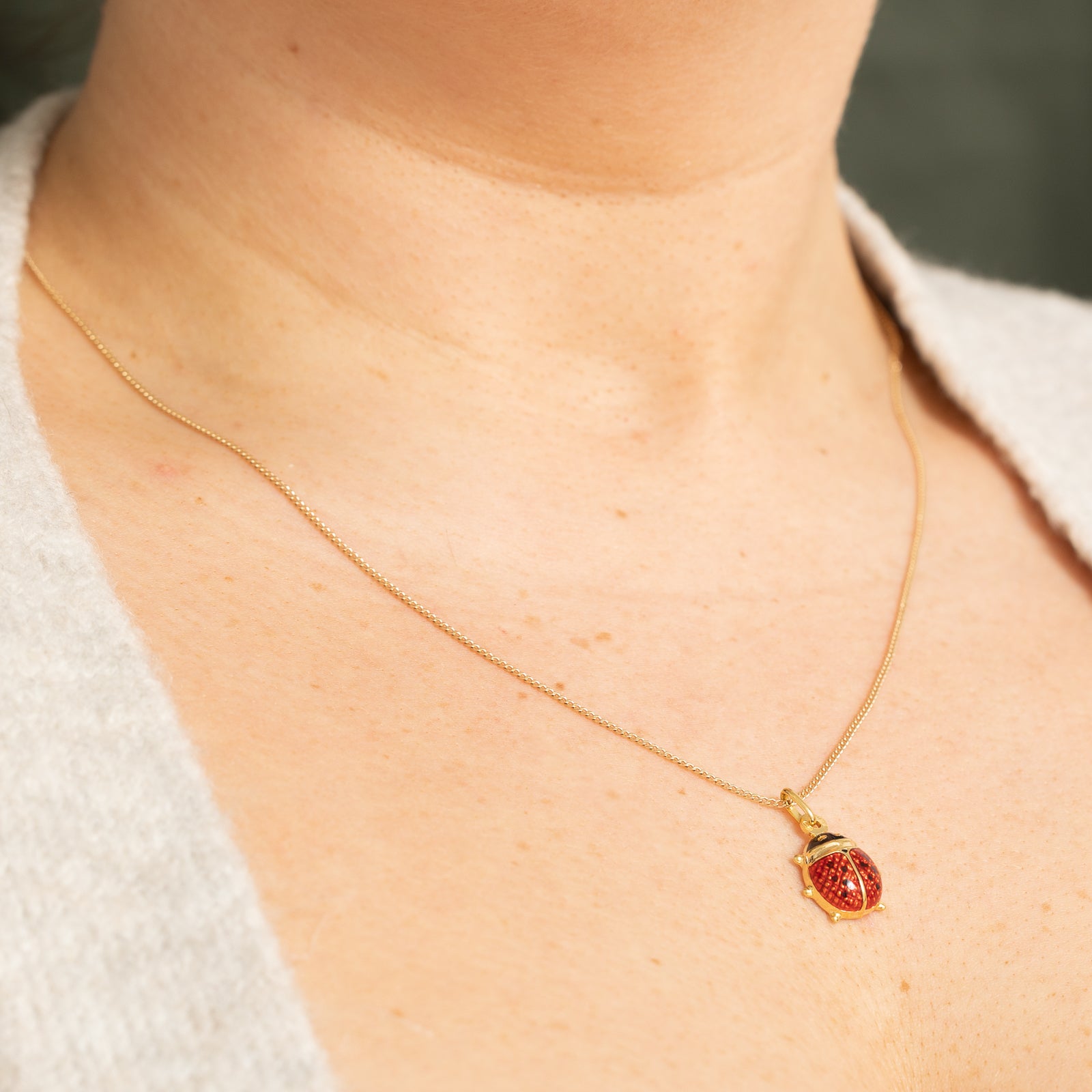 Italian 14k Yellow Gold Lady Bug Charm Pendant |