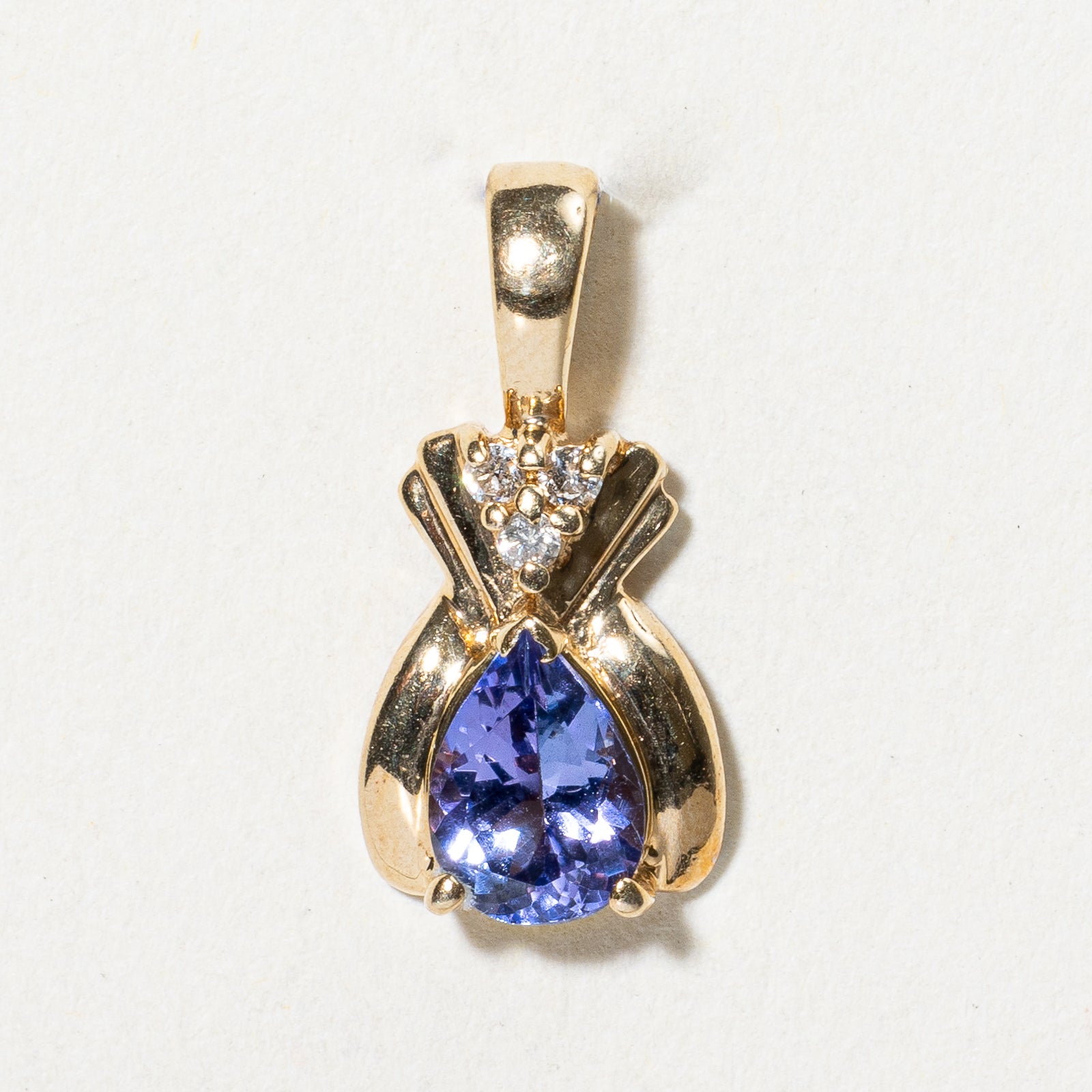 Tanzanite & Diamond Pendant | 0.65ct, 0.03ctw |