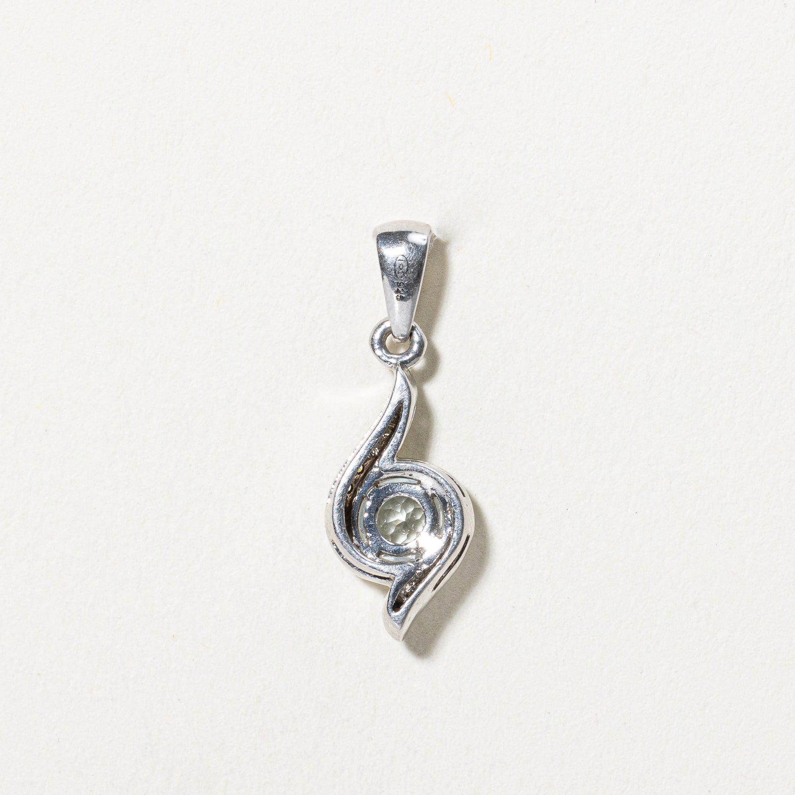 Aquamarine & Diamond Pendant | 0.30ct, 0.01ctw |