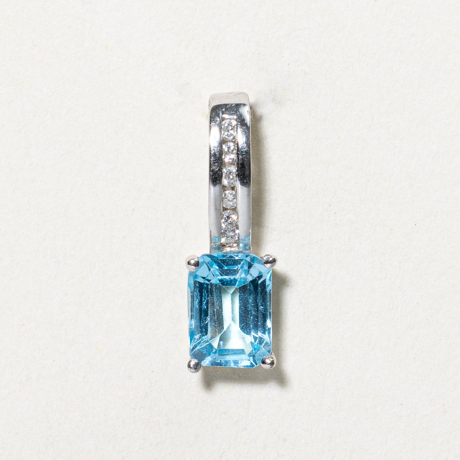 Topaz & Diamond Pendant | 1.10ct, 0.03ctw |