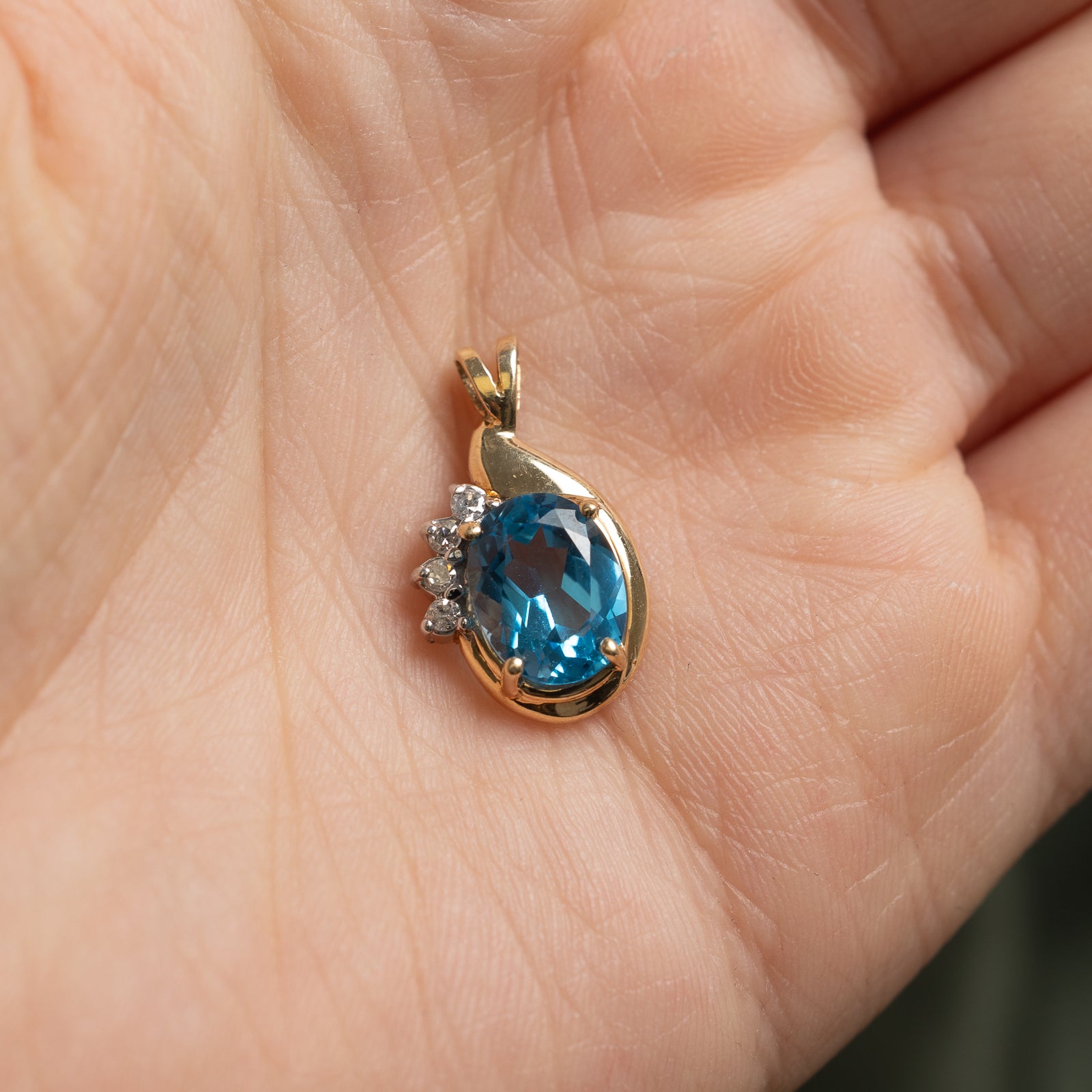 Oval Cut Topaz & Diamond Pendant | 1.86ct, 0.05ctw |
