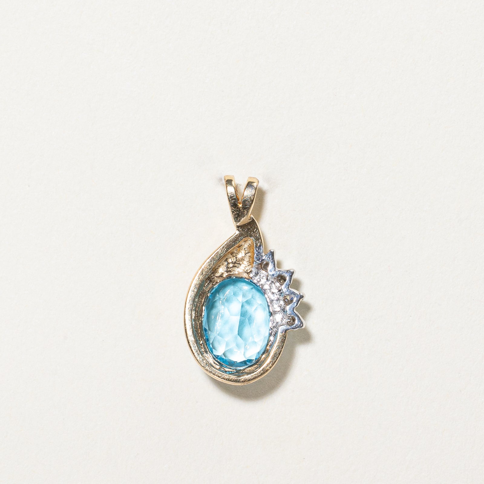 Oval Cut Topaz & Diamond Pendant | 1.86ct, 0.05ctw |
