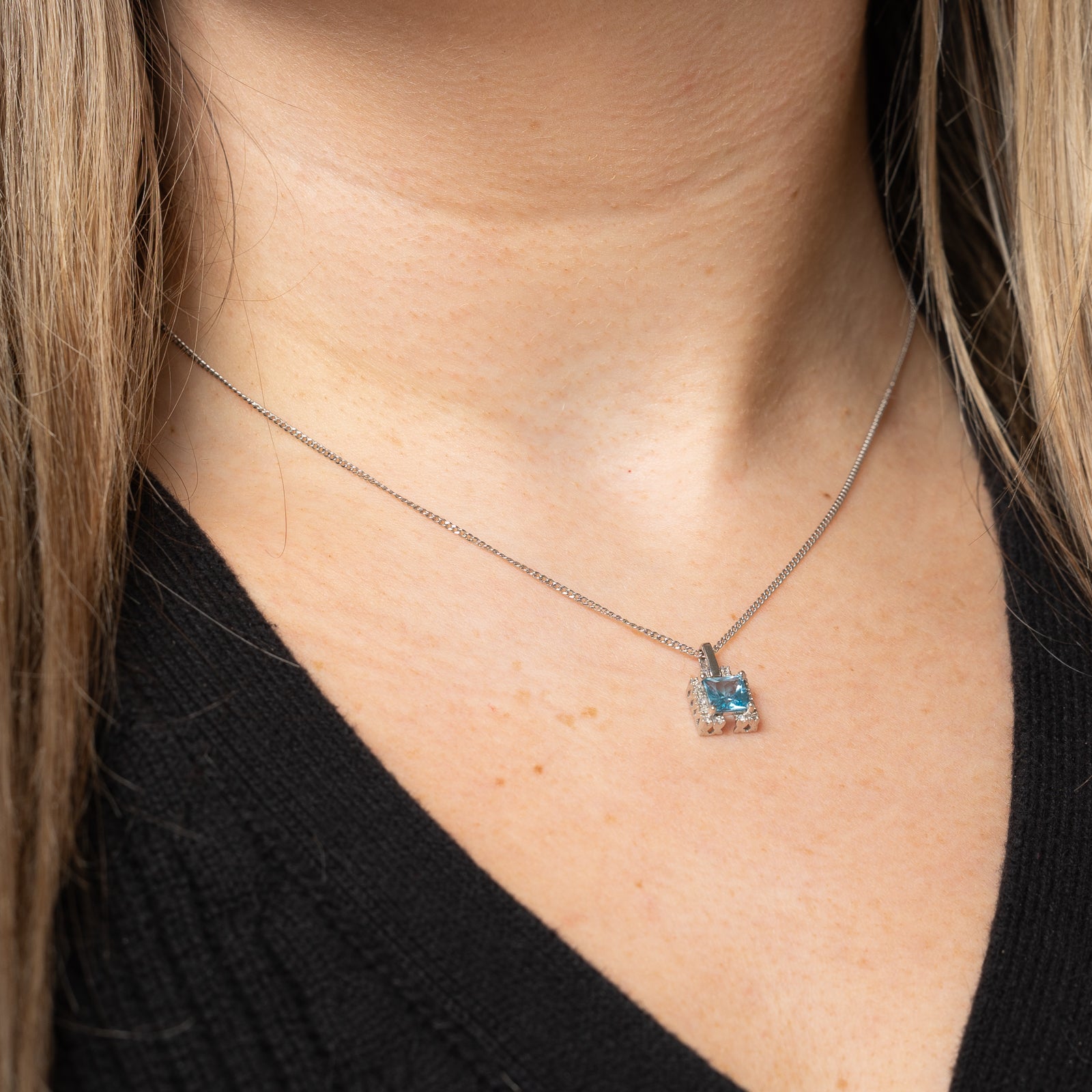Topaz & Diamond Pendant | 1.10ct, 0.03ctw |
