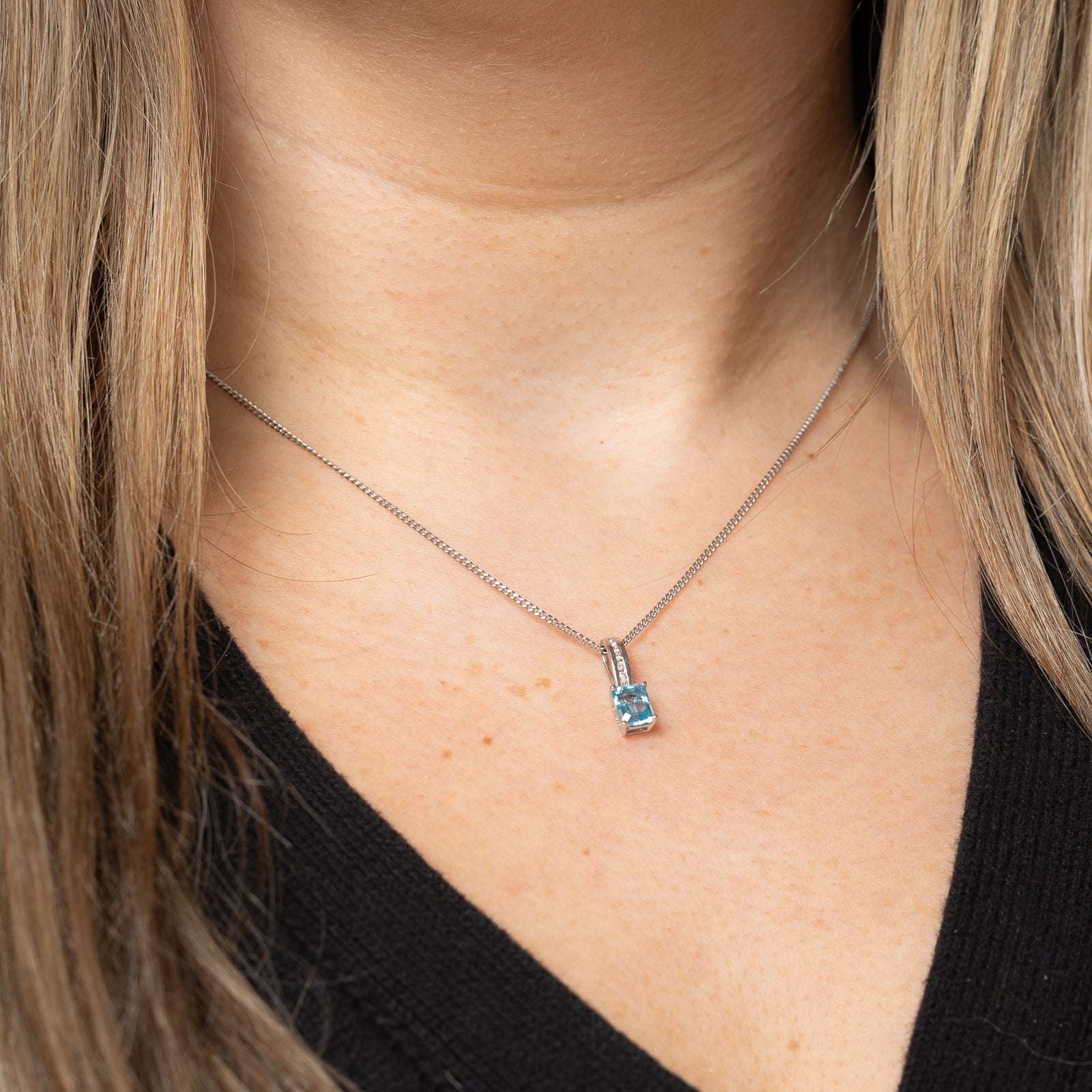 Topaz & Diamond Pendant | 1.10ct, 0.03ctw |