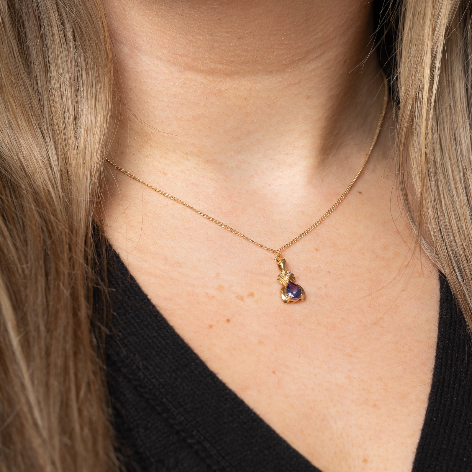Tanzanite & Diamond Pendant | 0.65ct, 0.03ctw |