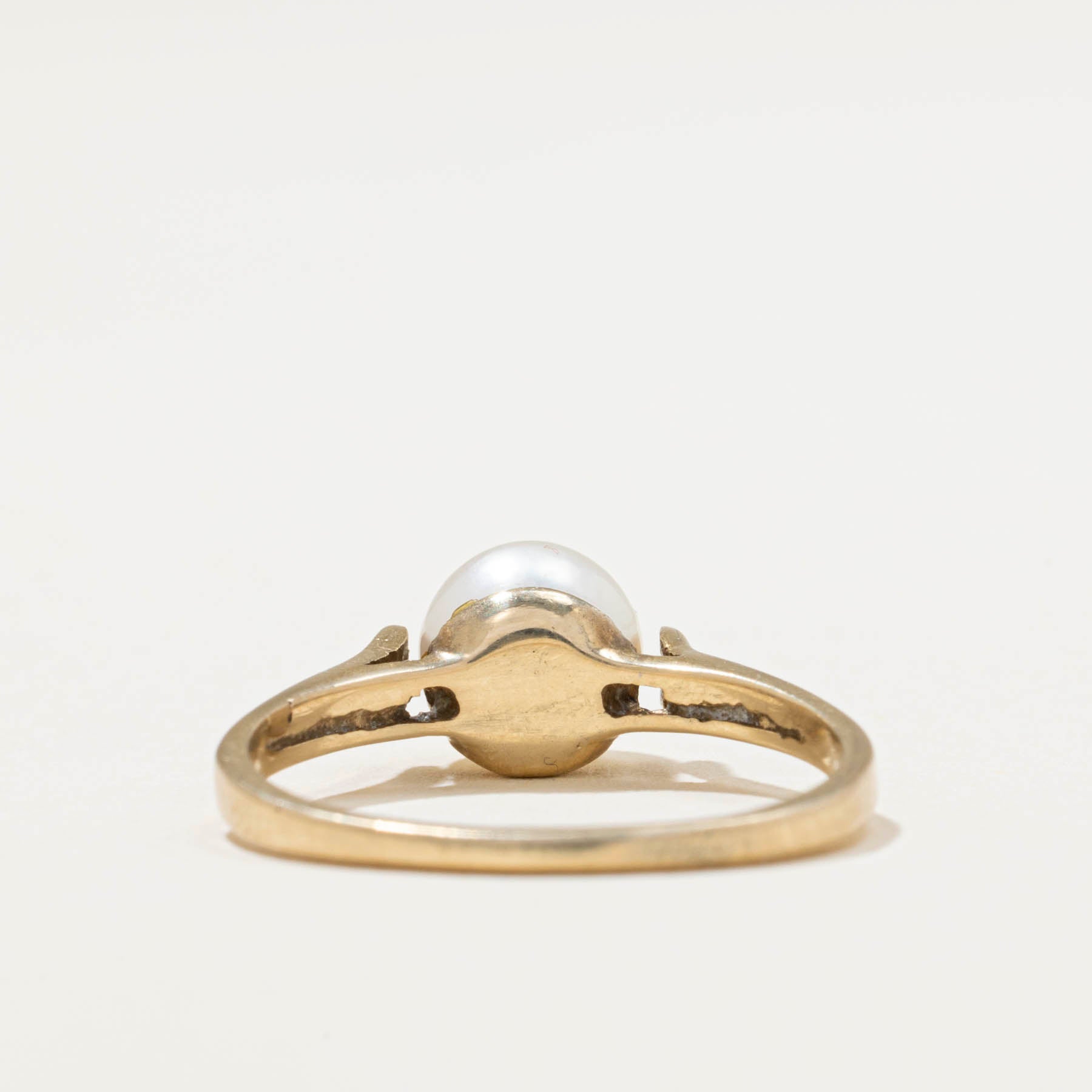 Solitaire Pearl Ring | SZ 6.5