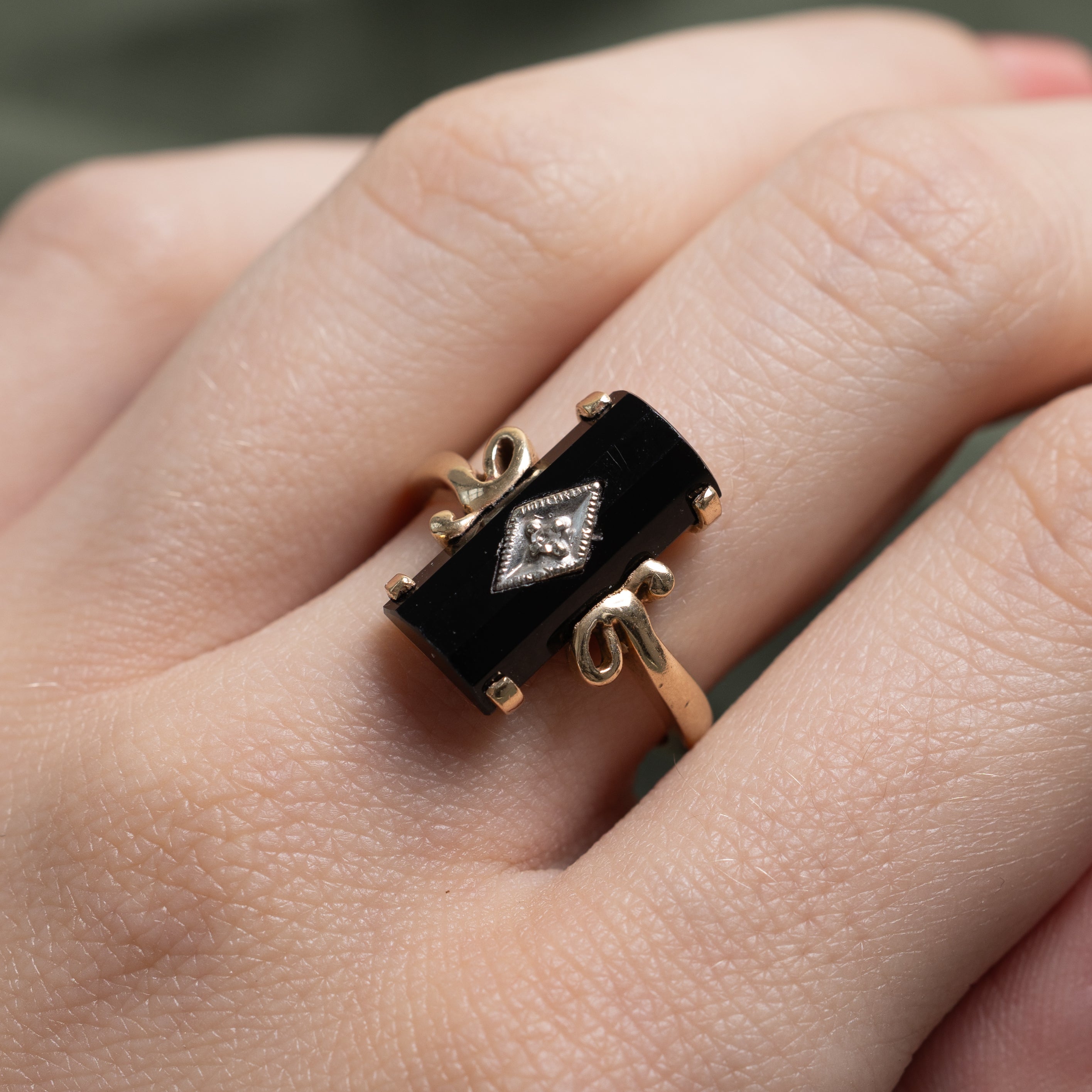 Onyx & Diamond Column Ring | 2.97ct, 0.005ct | SZ 6