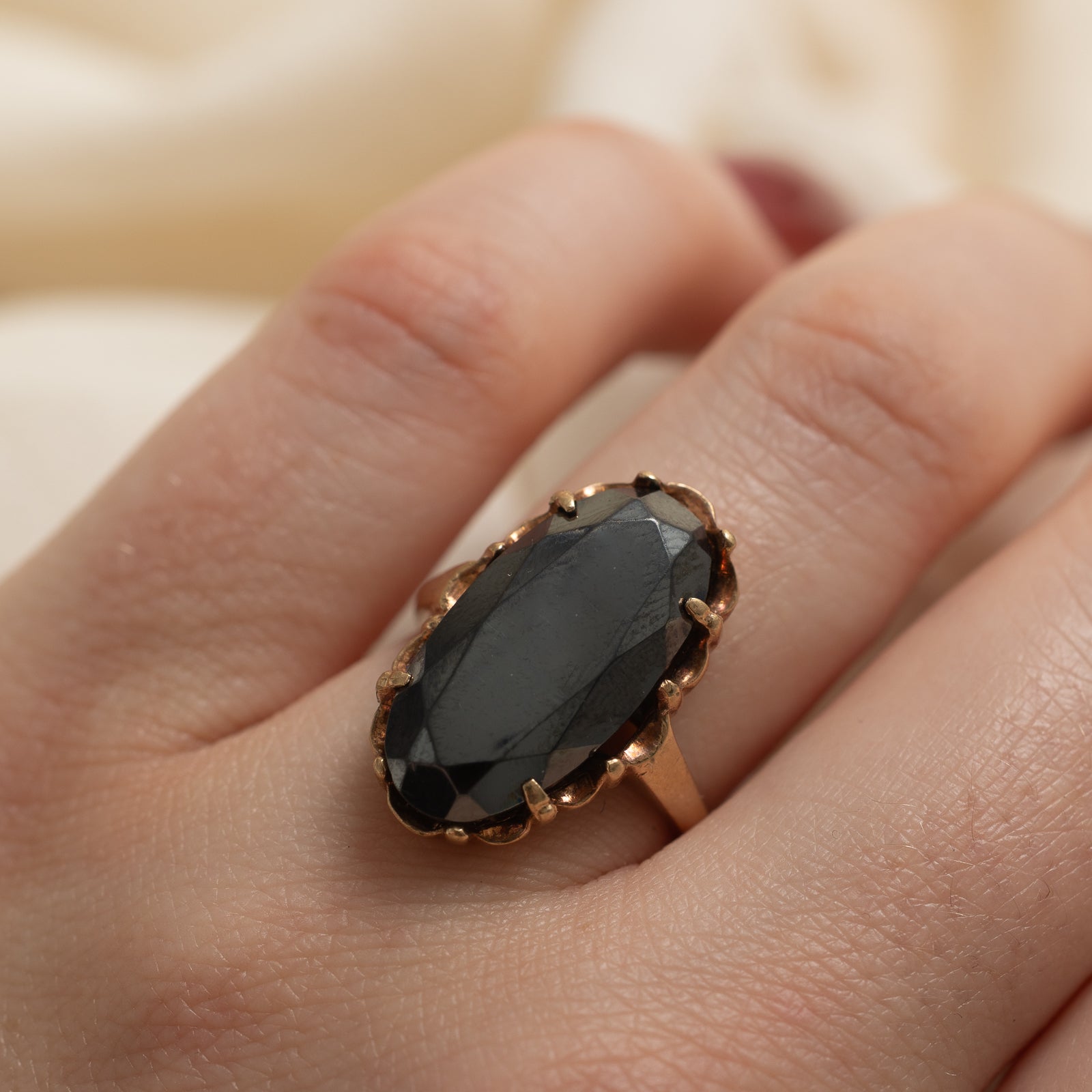 Vintage Canadian Hematite Ring | 8.40ct | SZ 6