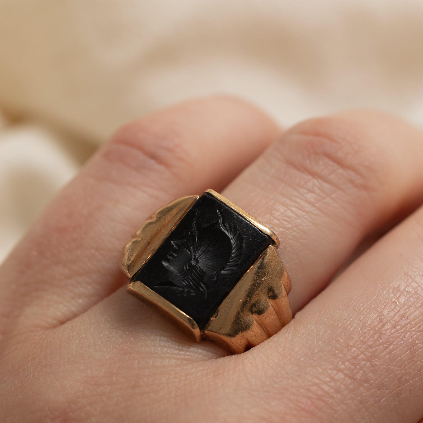 10K Intaglio Onyx Signet Ring | 2.00ct | SZ 9.25