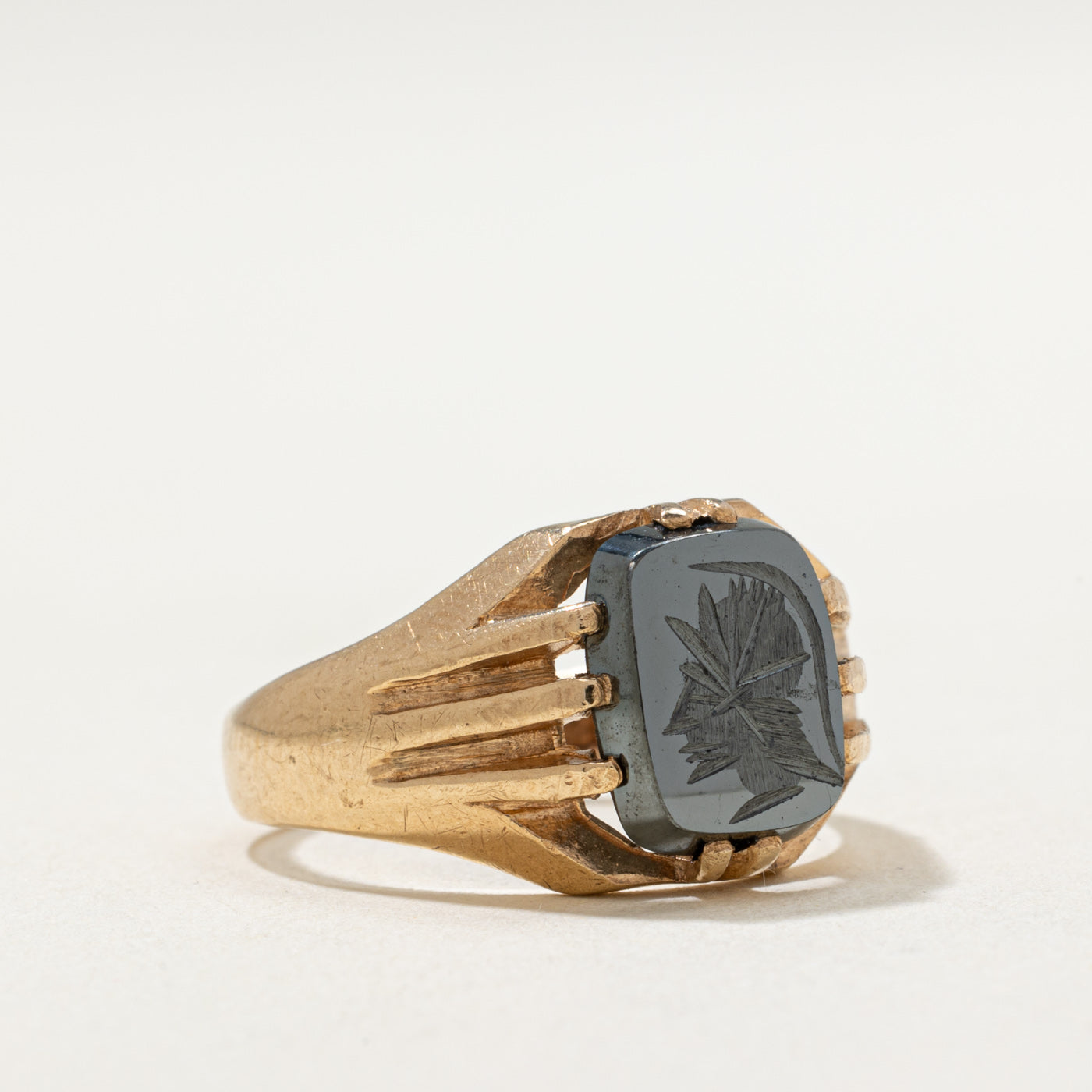 1972 Birmingham 9K Intaglio Hematite Ring | 2.30ct | SZ 6.5
