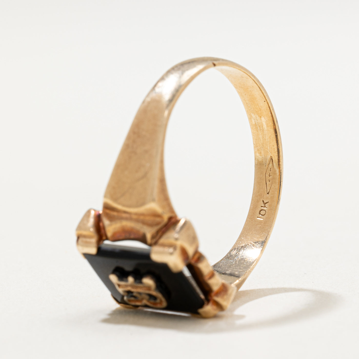 10K Onyx 'R' Initial Ring | 1.66ct | SZ 9