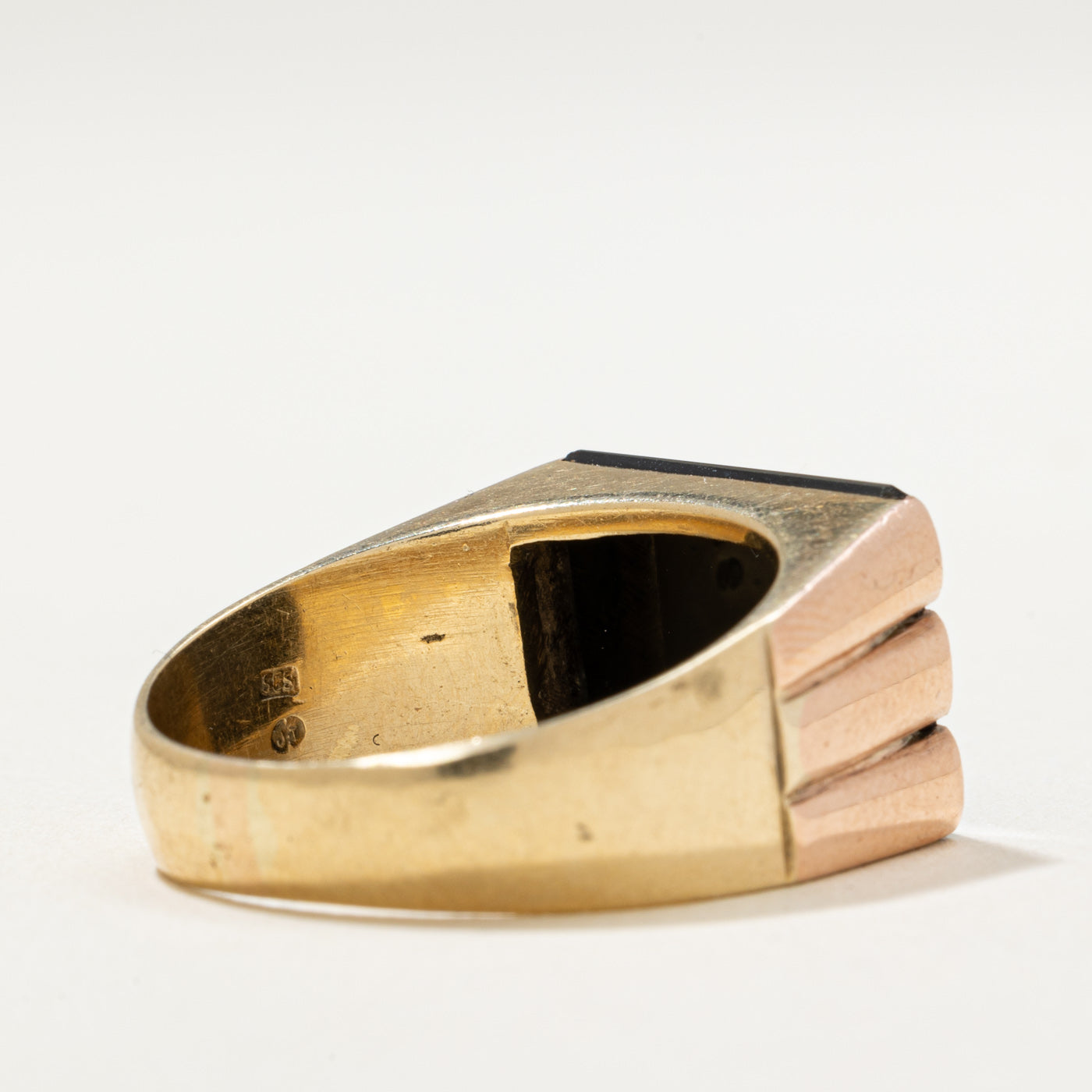 14K Onyx Grooved Signet Ring | 3.00ct | SZ 10.25