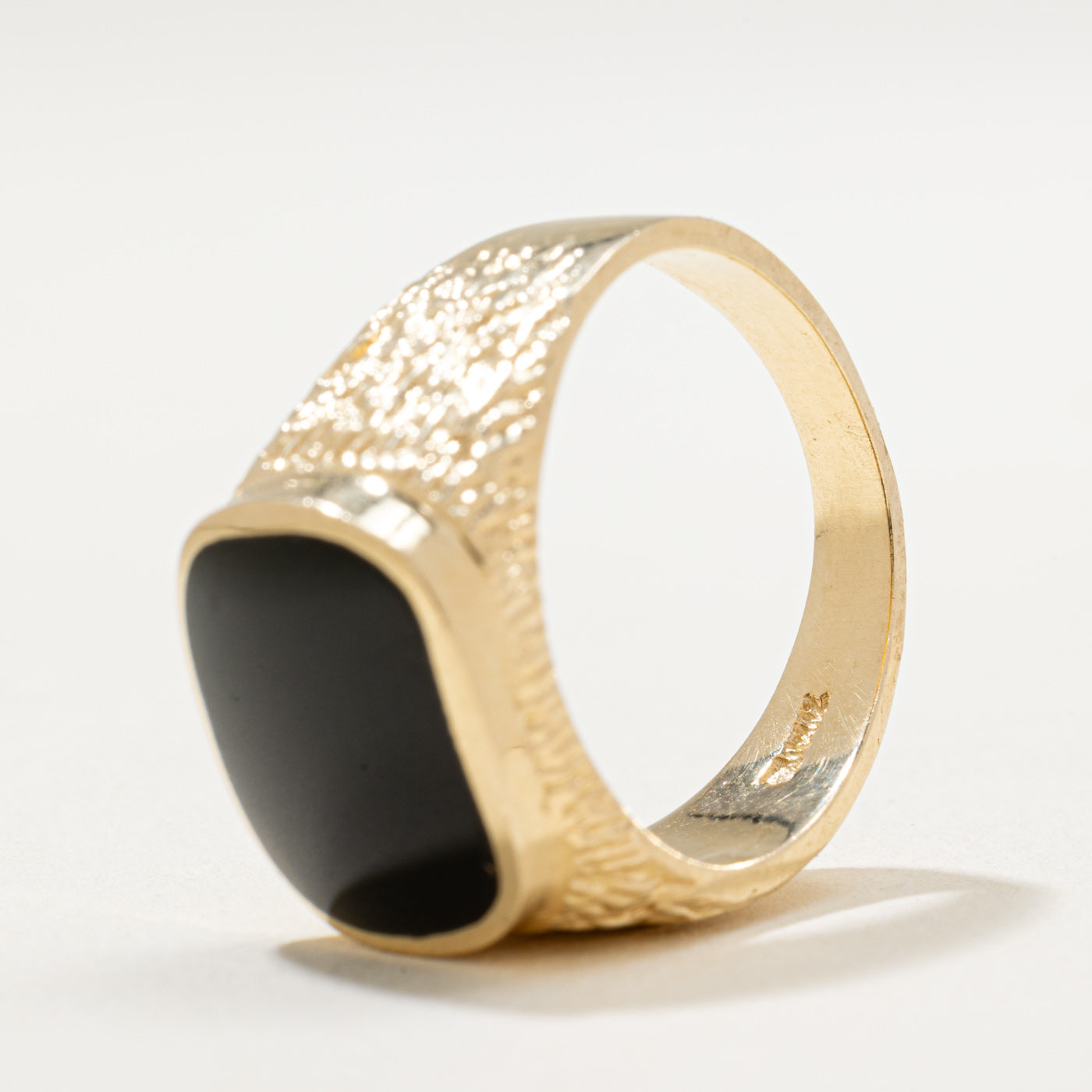 14K Onyx Textured Signet Ring | 2.00ct | SZ 8.75