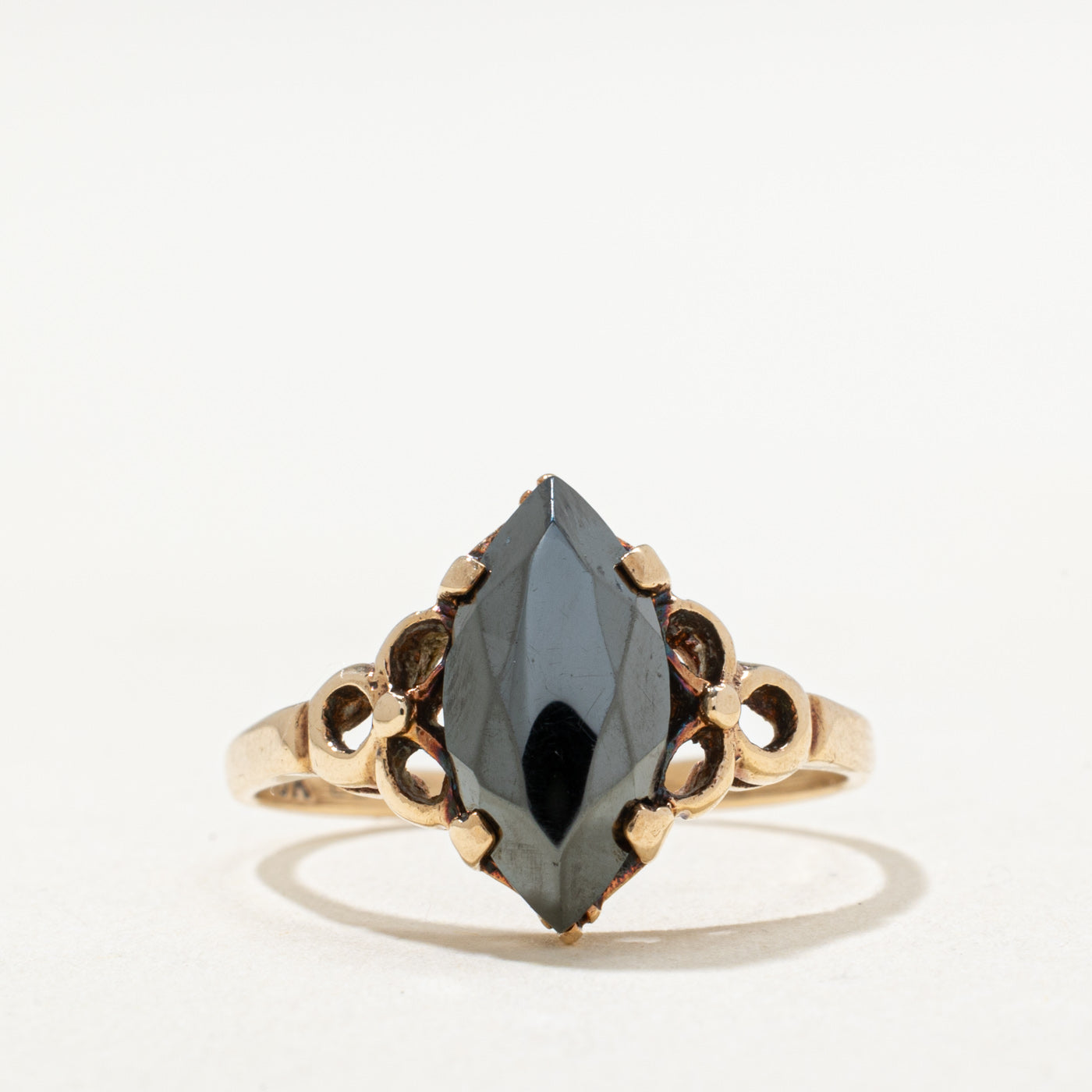 Bague conique en or 10 carats avec hématite taille marquise | 1,40 ct | Taille 5,5