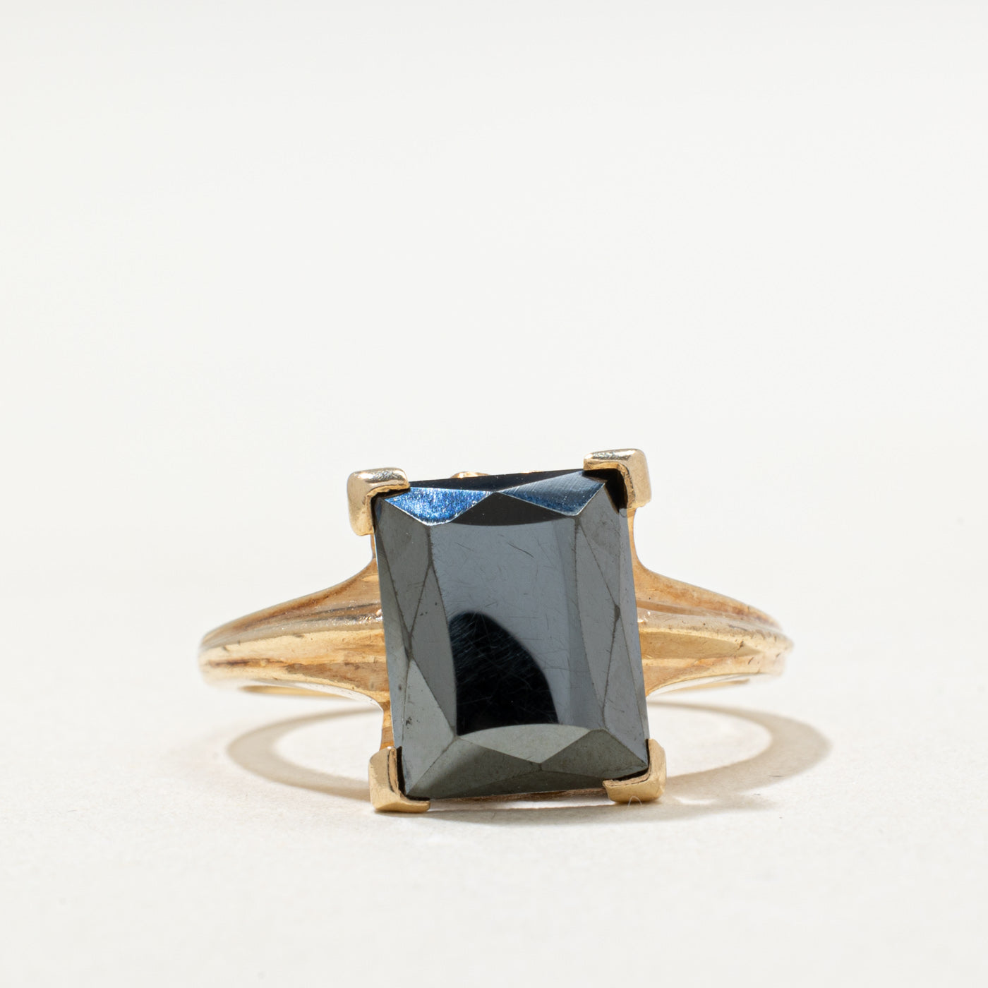 10K Hematite Tapered Ring | 2.80ct | SZ 5.75