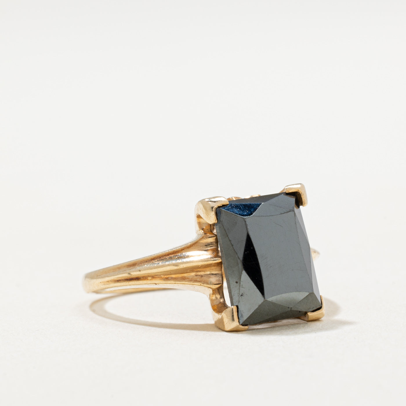 10K Hematite Tapered Ring | 2.80ct | SZ 5.75