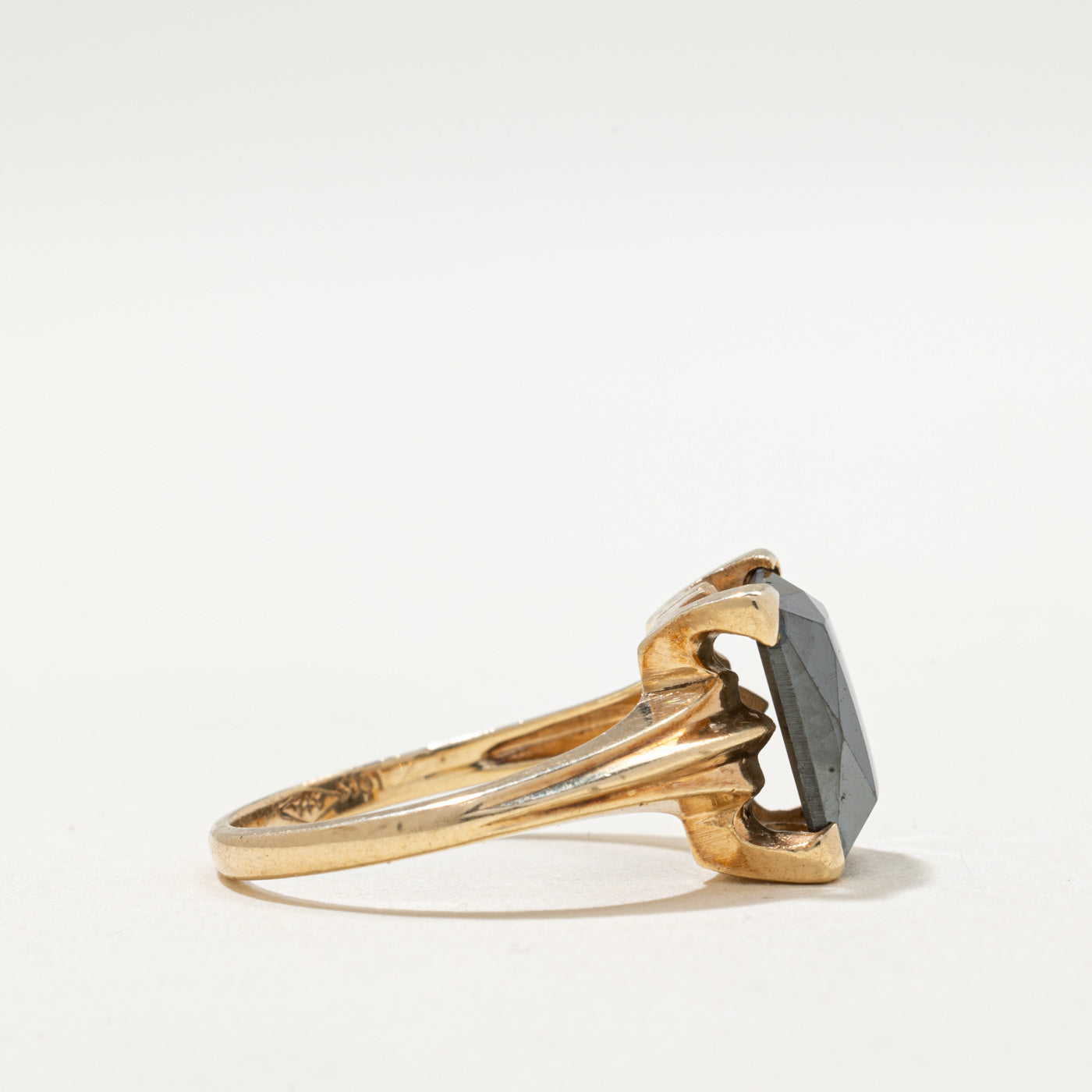 10K Hematite Tapered Ring | 2.80ct | SZ 5.75