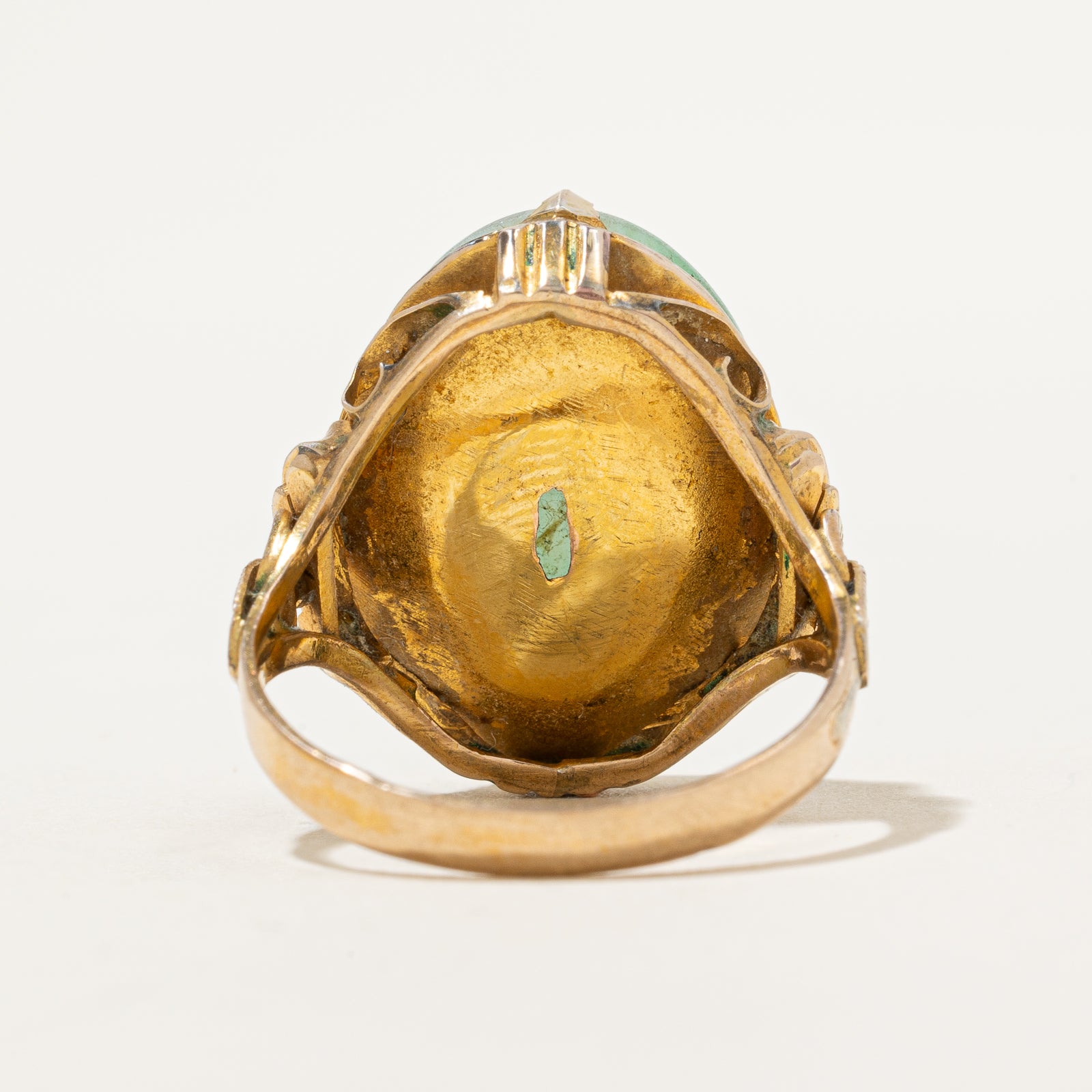 Bague cocktail ovale en jade texturé avec cabochon | 15,00 ct | Taille 6,25