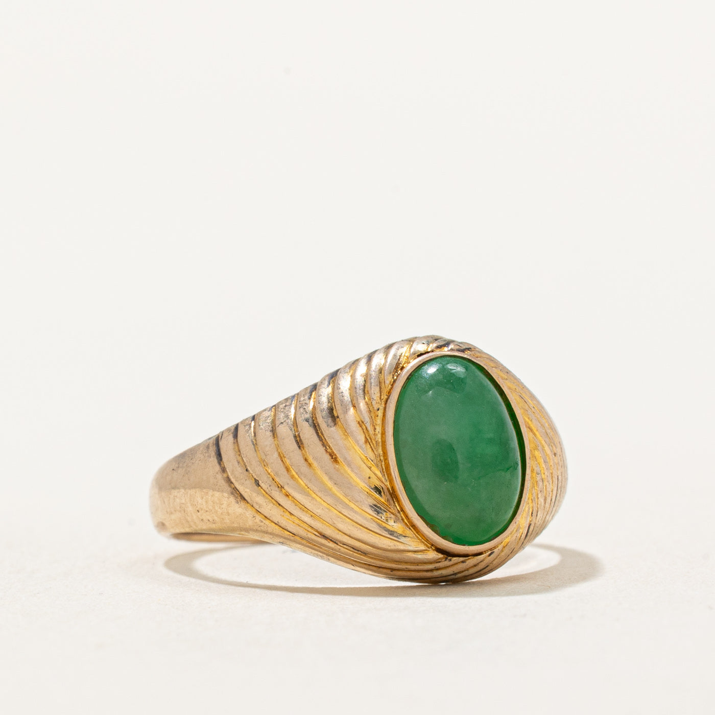 Oval Cabochon Jade Grooved Ring | 1.50ct | SZ 5.75
