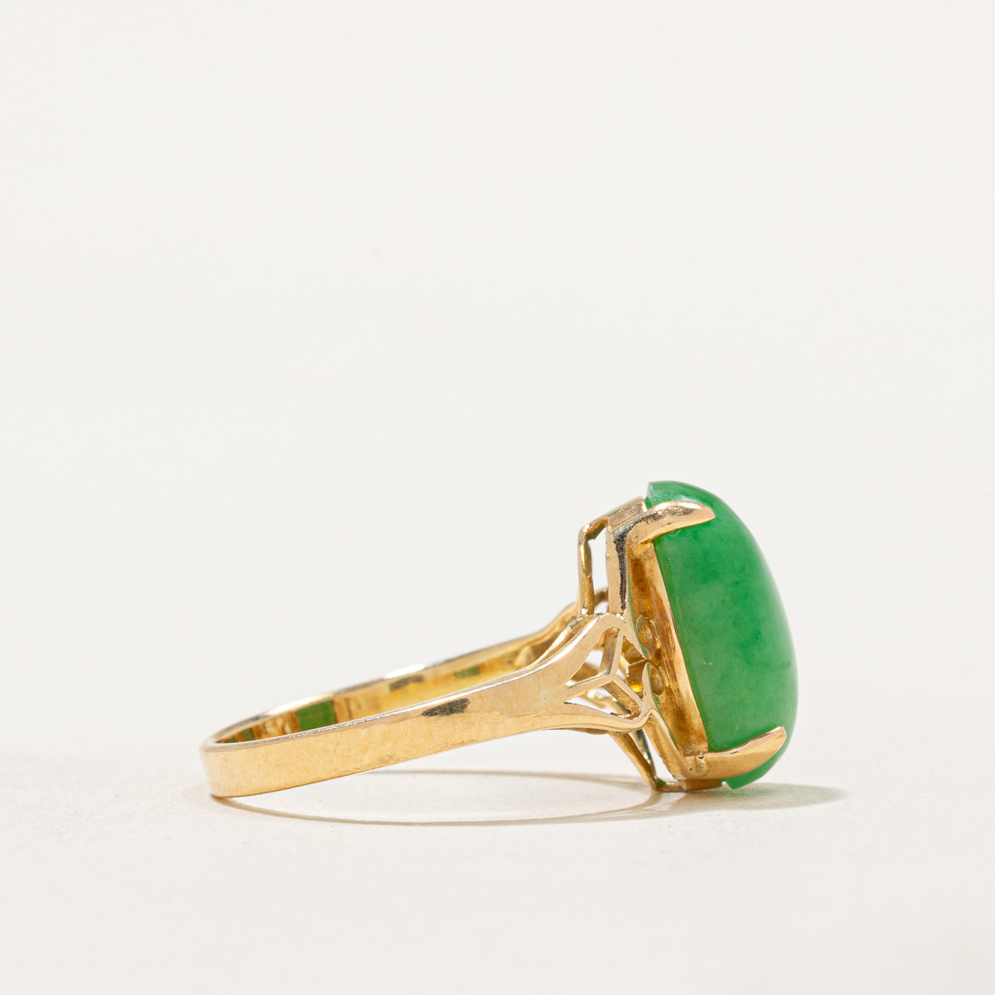 Oval Cabochon Jade Ring | 4.50ct | SZ 5.5