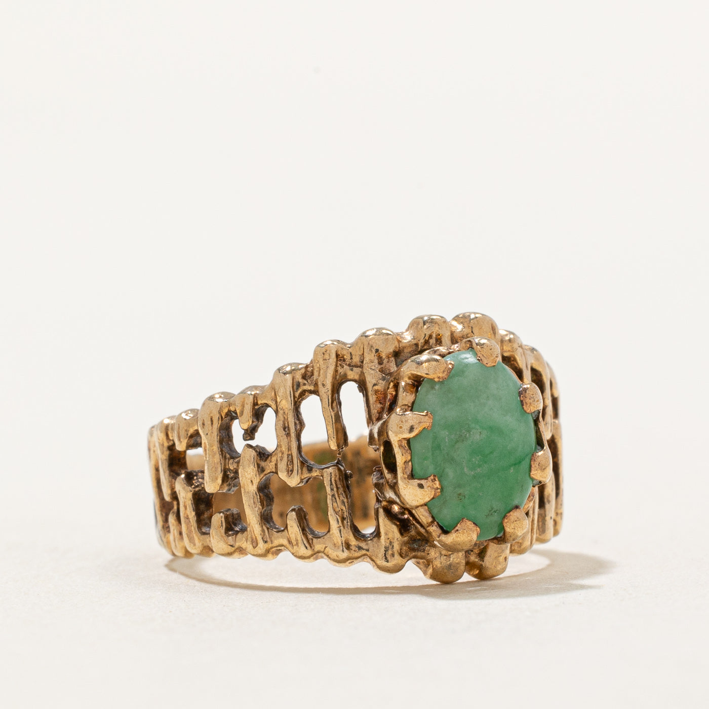 Oval Cabochon Jade Textured Ring | 0.90ct | SZ 5.25