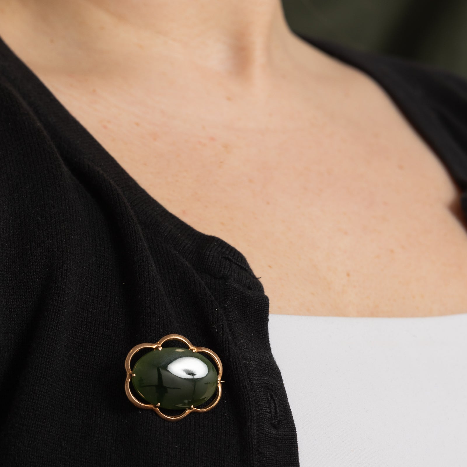 Nephrite Jade Scalloped Brooch | 23.00ct