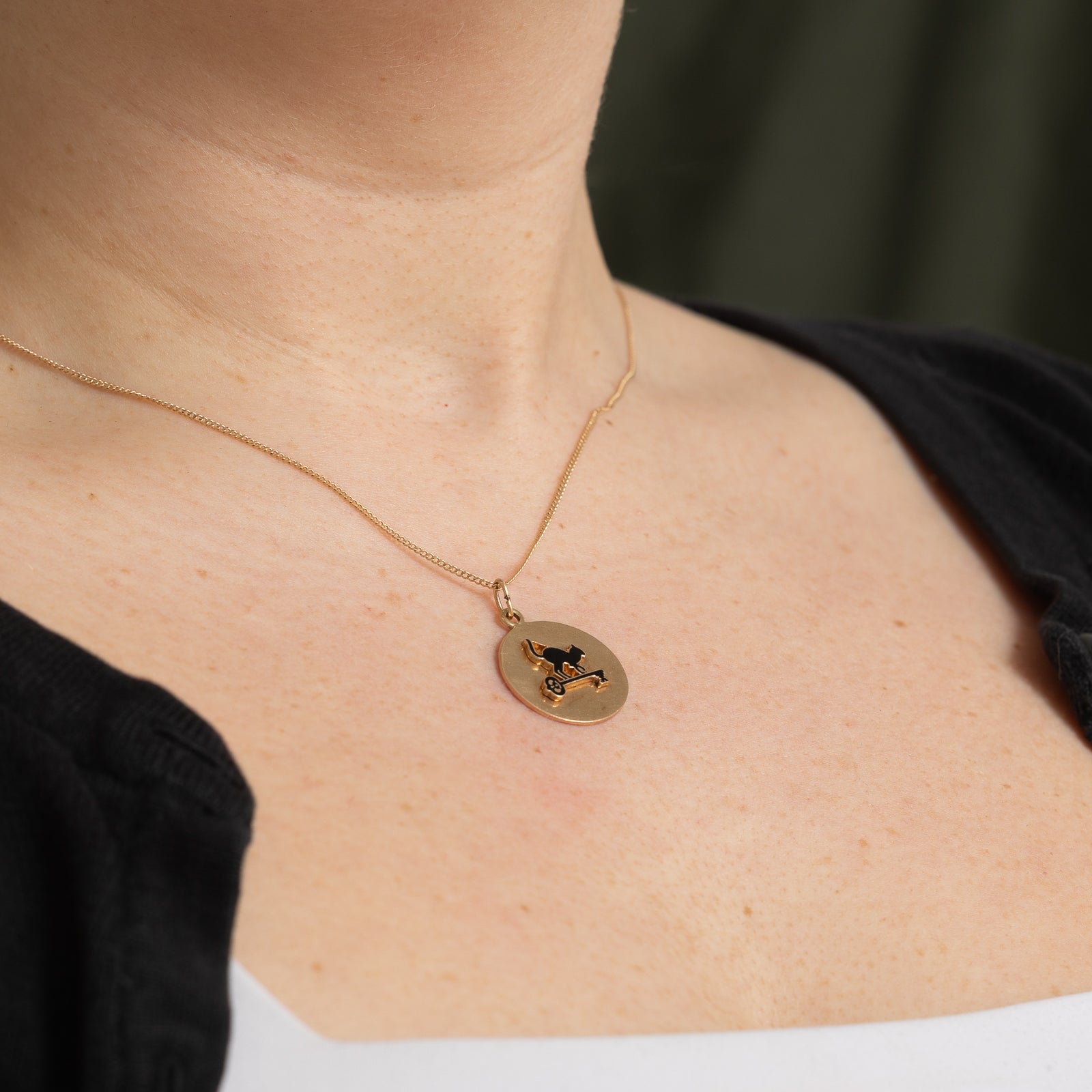 10k Yellow Gold & Enamel Cat Pendant