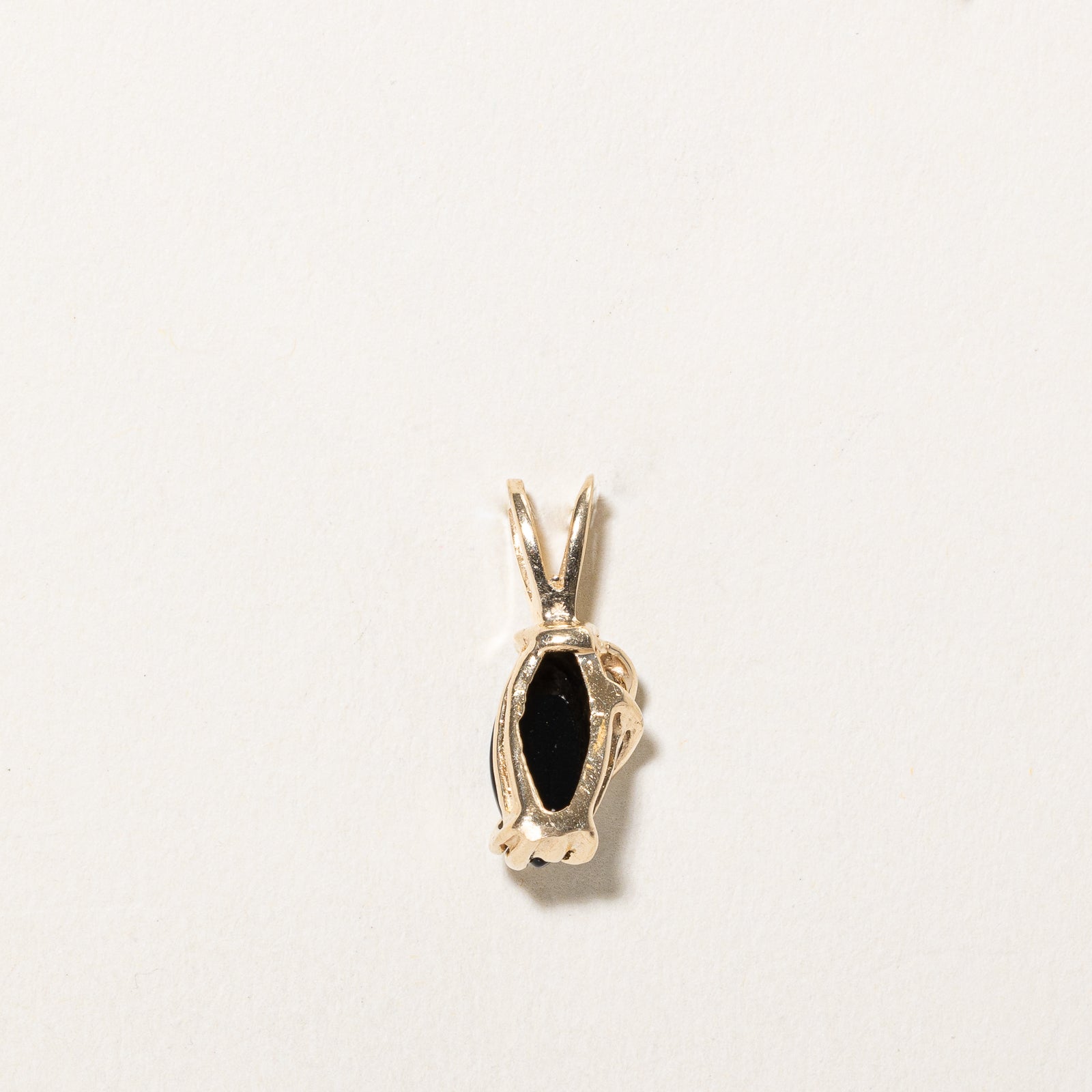 Marquise Cabochon Onyx Pendant | 1.50ct