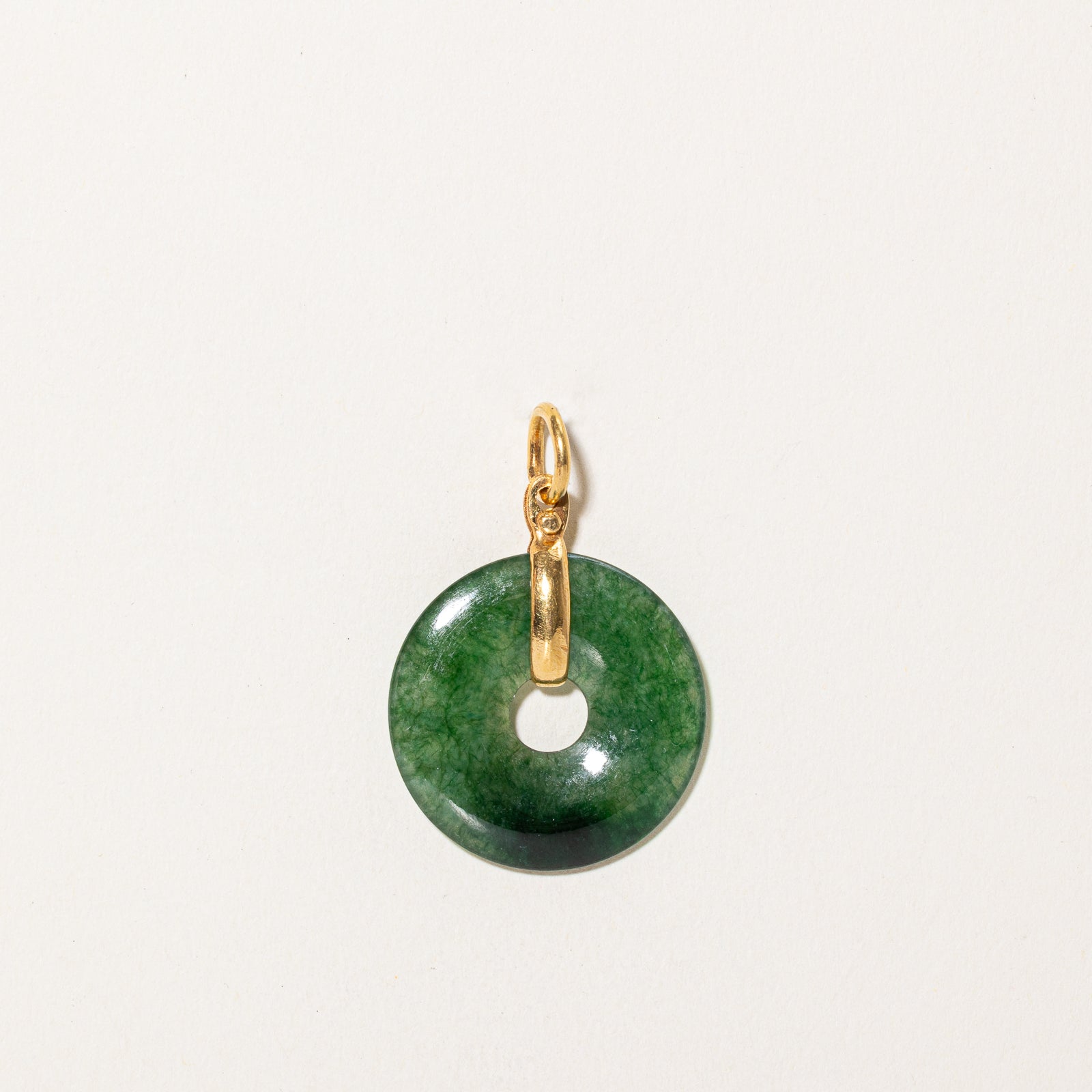 Pendentif en jade néphrite donut | 7,50ct