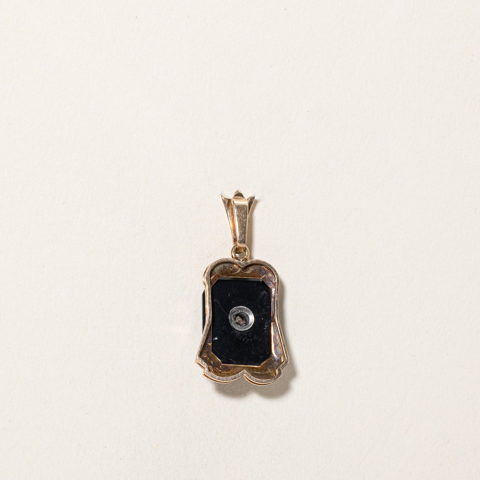 Onyx & Diamond Pendant | 3.30ct, 0.11ct