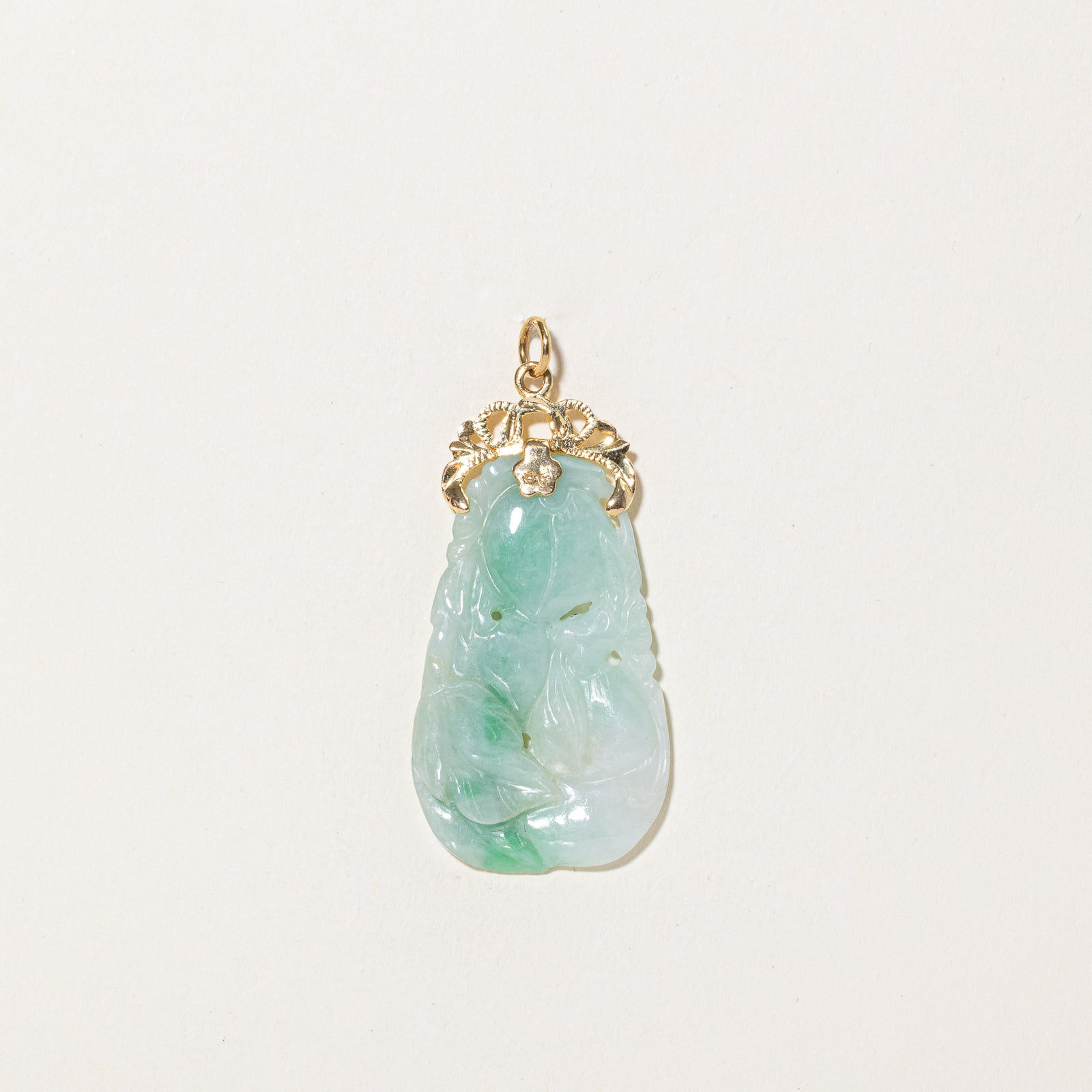 Carved Jadeite Pendant | 30.00ct
