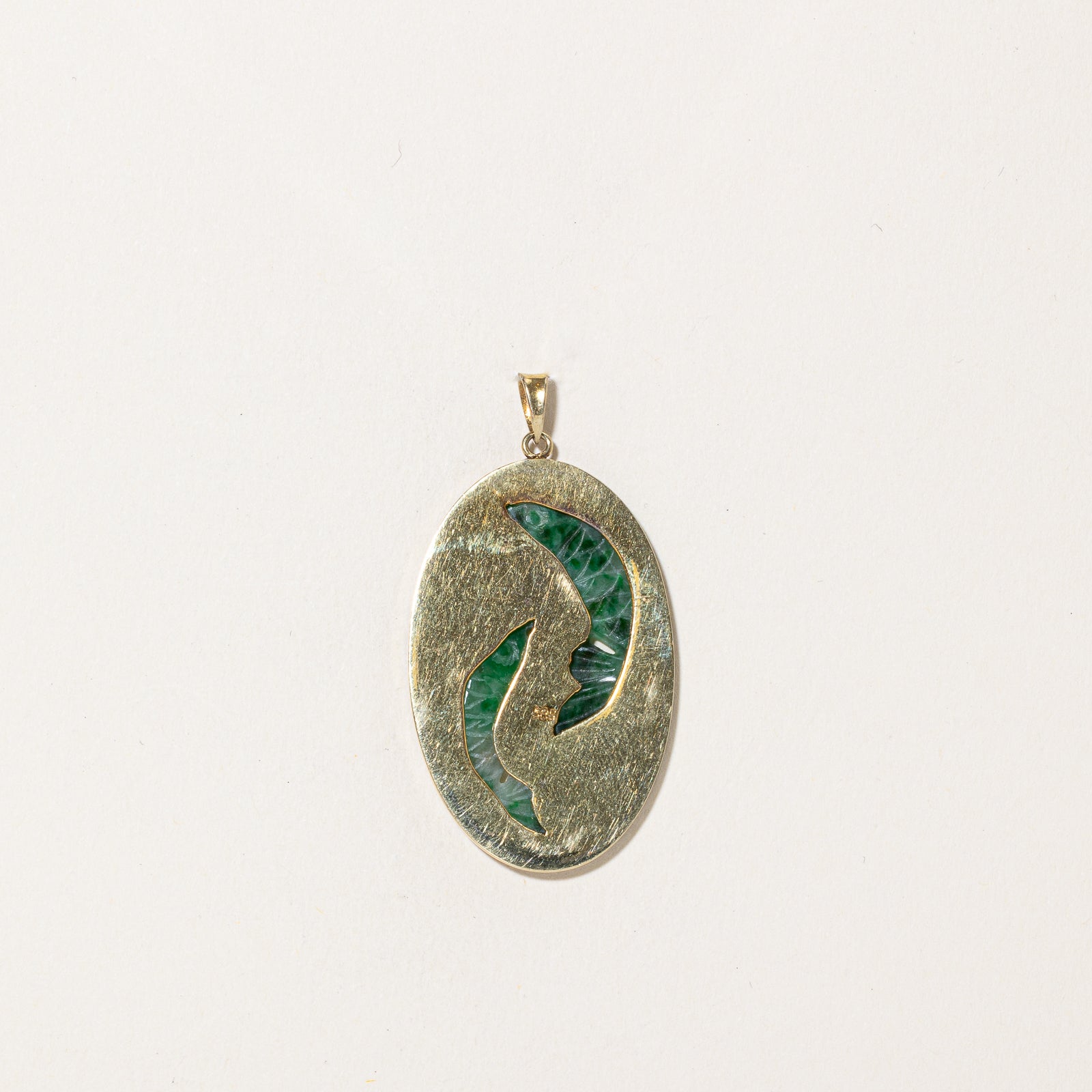 Vintage 14K gold Jadeite Pisces Pendant | 4.00ctw