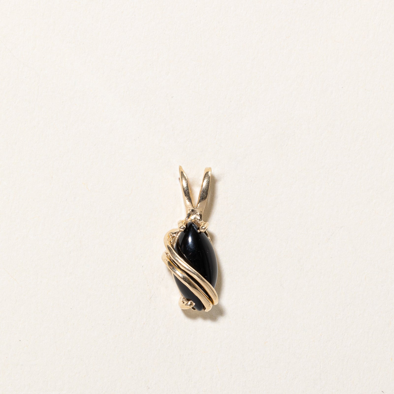 Marquise Cabochon Onyx Pendant | 1.50ct