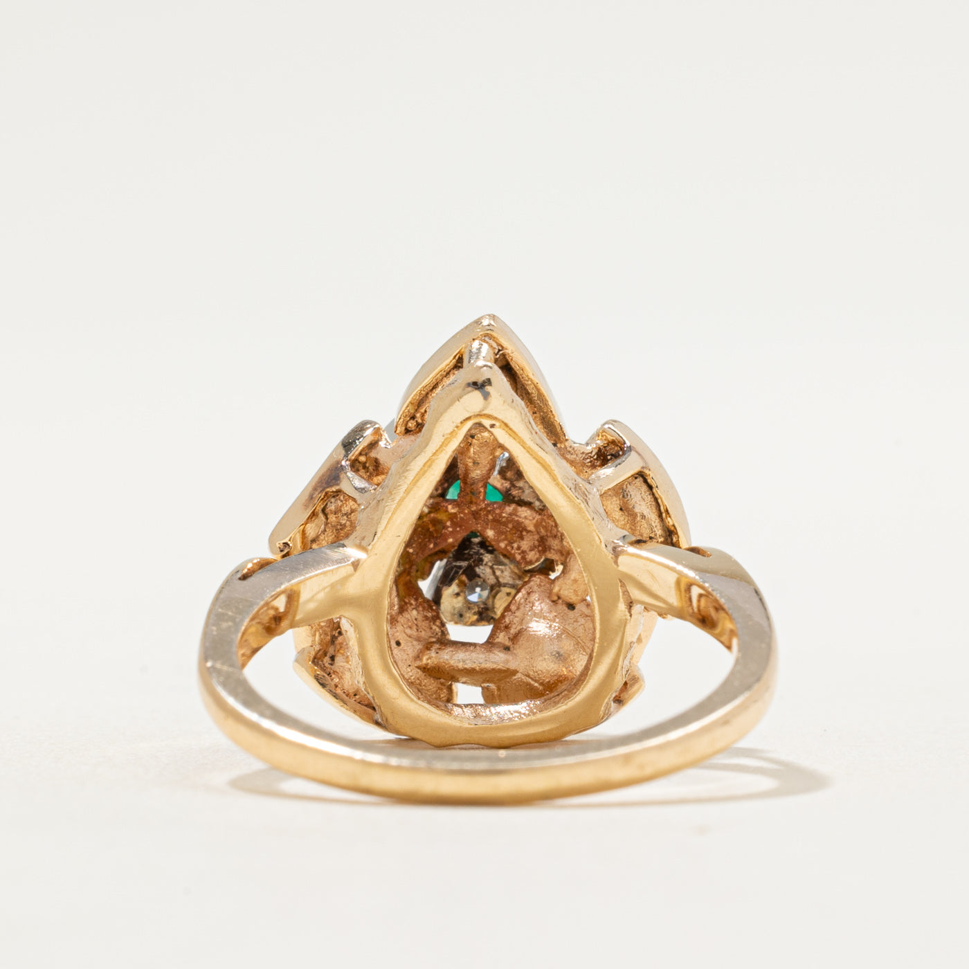 Bague cocktail émeraude et diamants | 0,11 ct, 0,05 ct au total | Taille 8,75