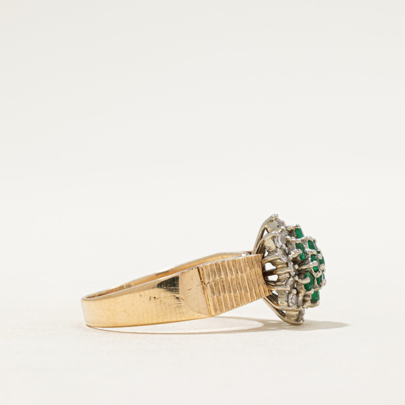 ***QC, 25 AVRIL, Bague DAYNE sertie d'émeraudes et de diamants | 0,50 ct, 0,36 ct | Taille 8