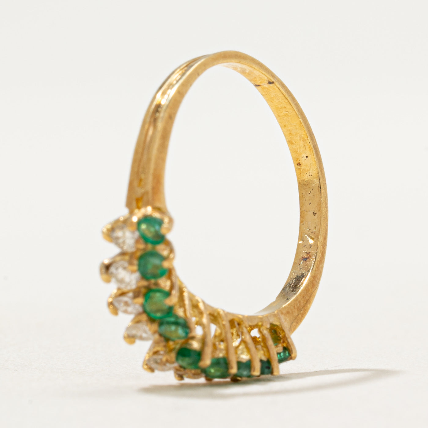 Diamond & Emerald Wave Ring | 0.20ctw, 0.14ctw | SZ 5