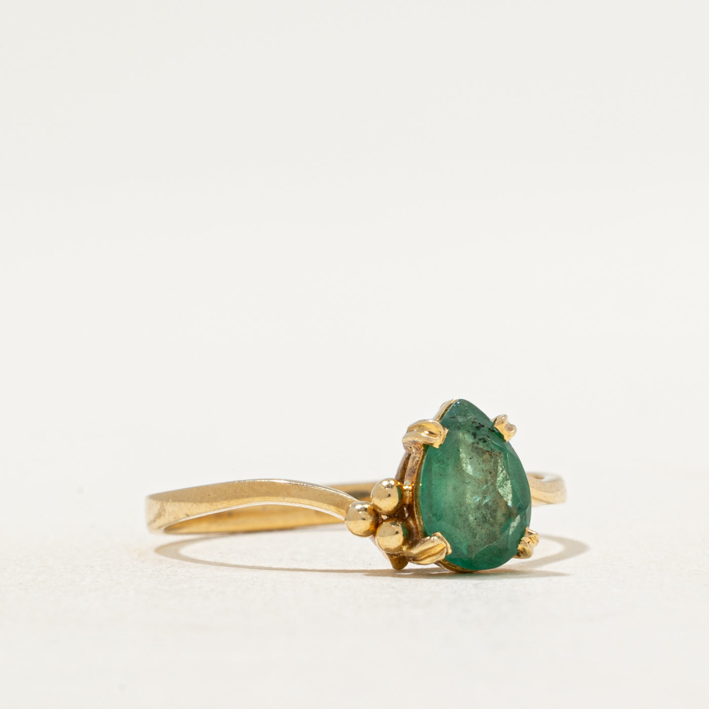 Bague sertie d'une émeraude unique | 0,50 ct | Taille 6,5