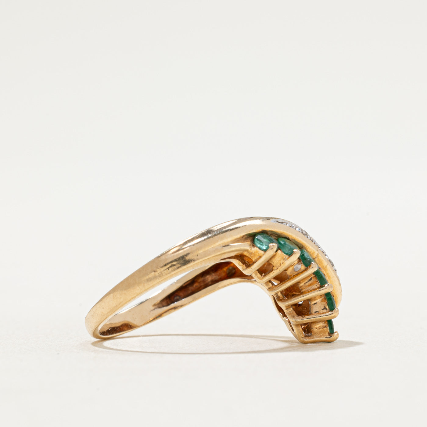 Emerald & Diamond Chevron Ring | 0.40ctw, 0.03ctw | SZ 6