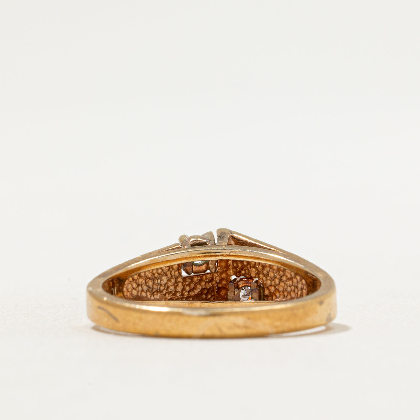 Emerald & Diamond Tapered Ring | 0.02ct, 0.02ct | SZ 6.25
