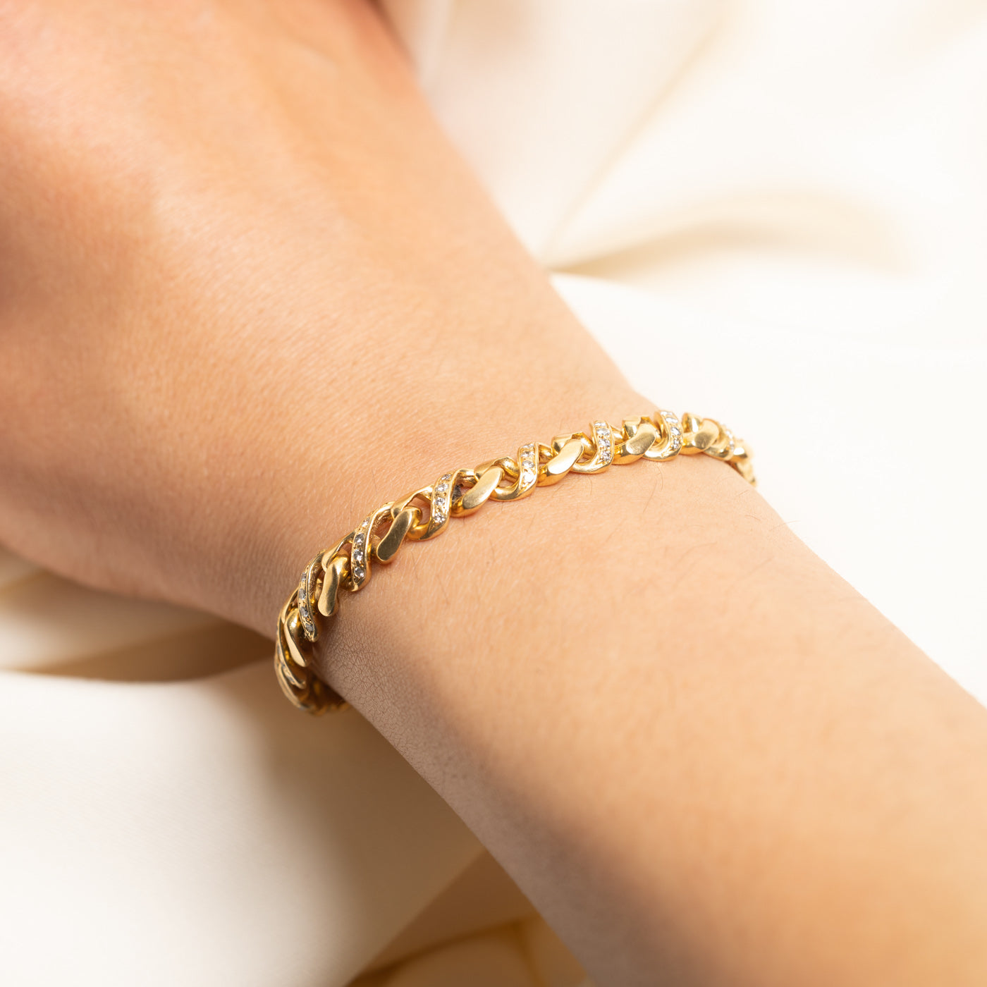 18k Diamond Infinity Link Bracelet | 0.95ctw | 7.5"