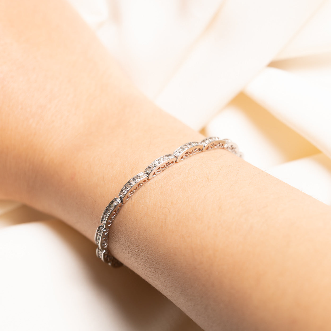 10K Diamond Bar Link Tennis Bracelet | 0.96ctw | 7"