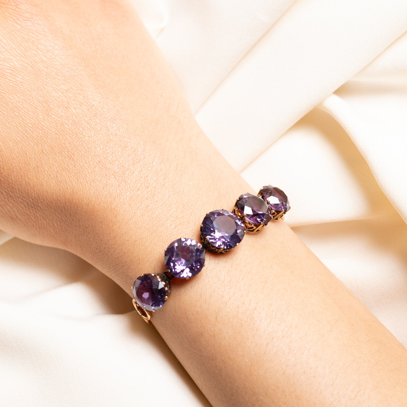 14K Synthetic Sapphire Bracelet | 34.00ctw | 6"